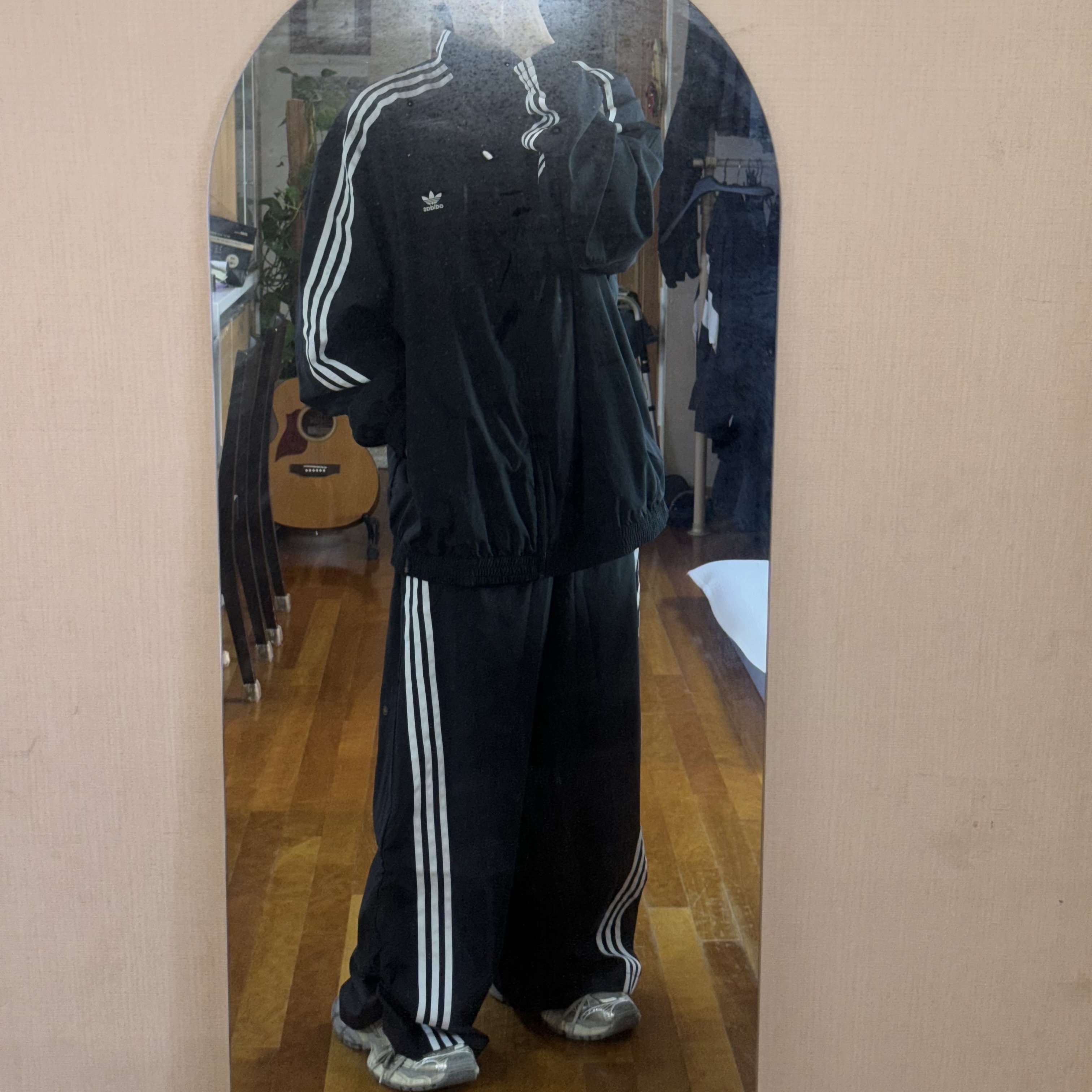 (W) Adidas Adilenium Oversized Track Pants Black - US Sizing, (W) Adidas Adilenium Oversized Track Top Black - US Sizing 착용 스타일