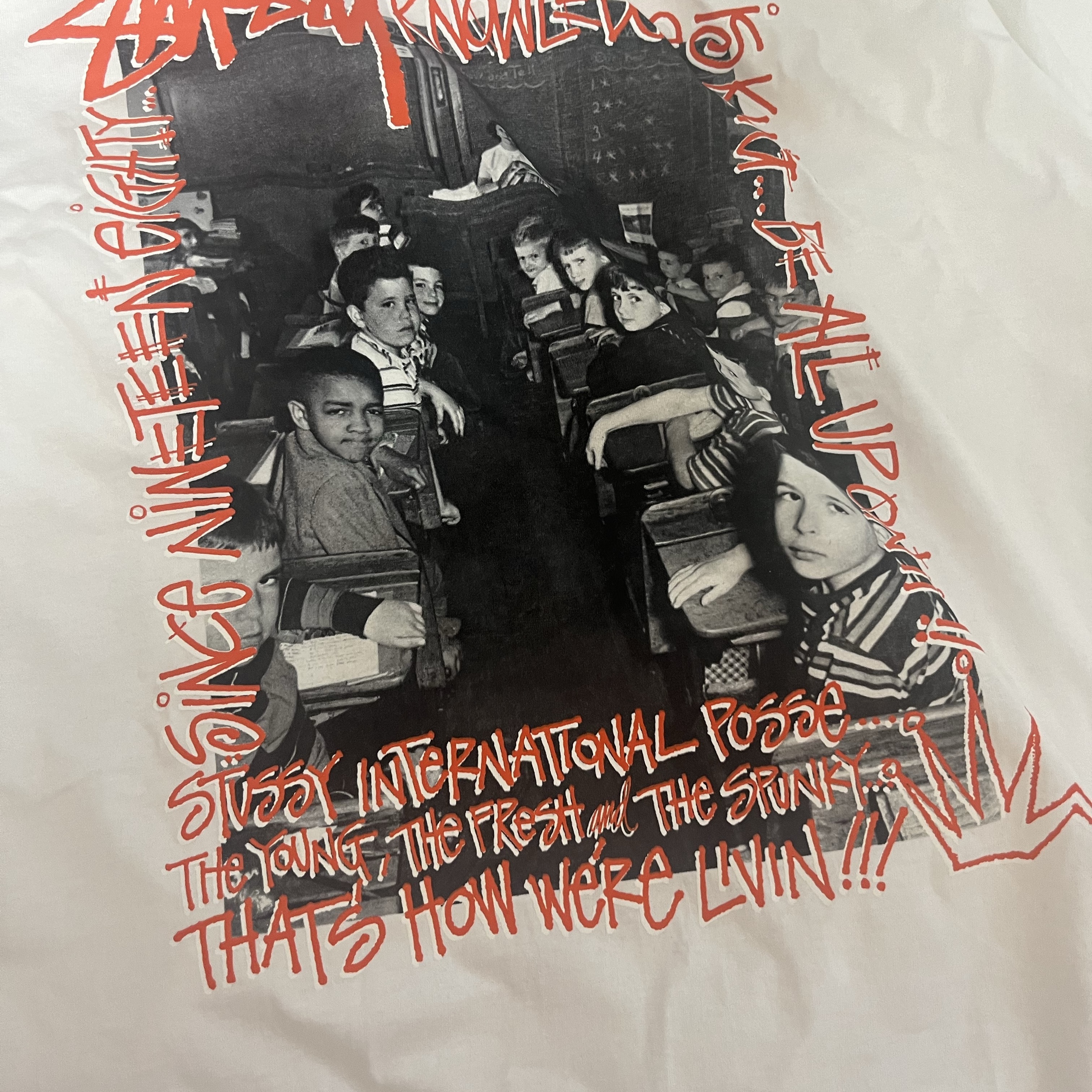 Stussy Classroom T-Shirt White 착용 스타일