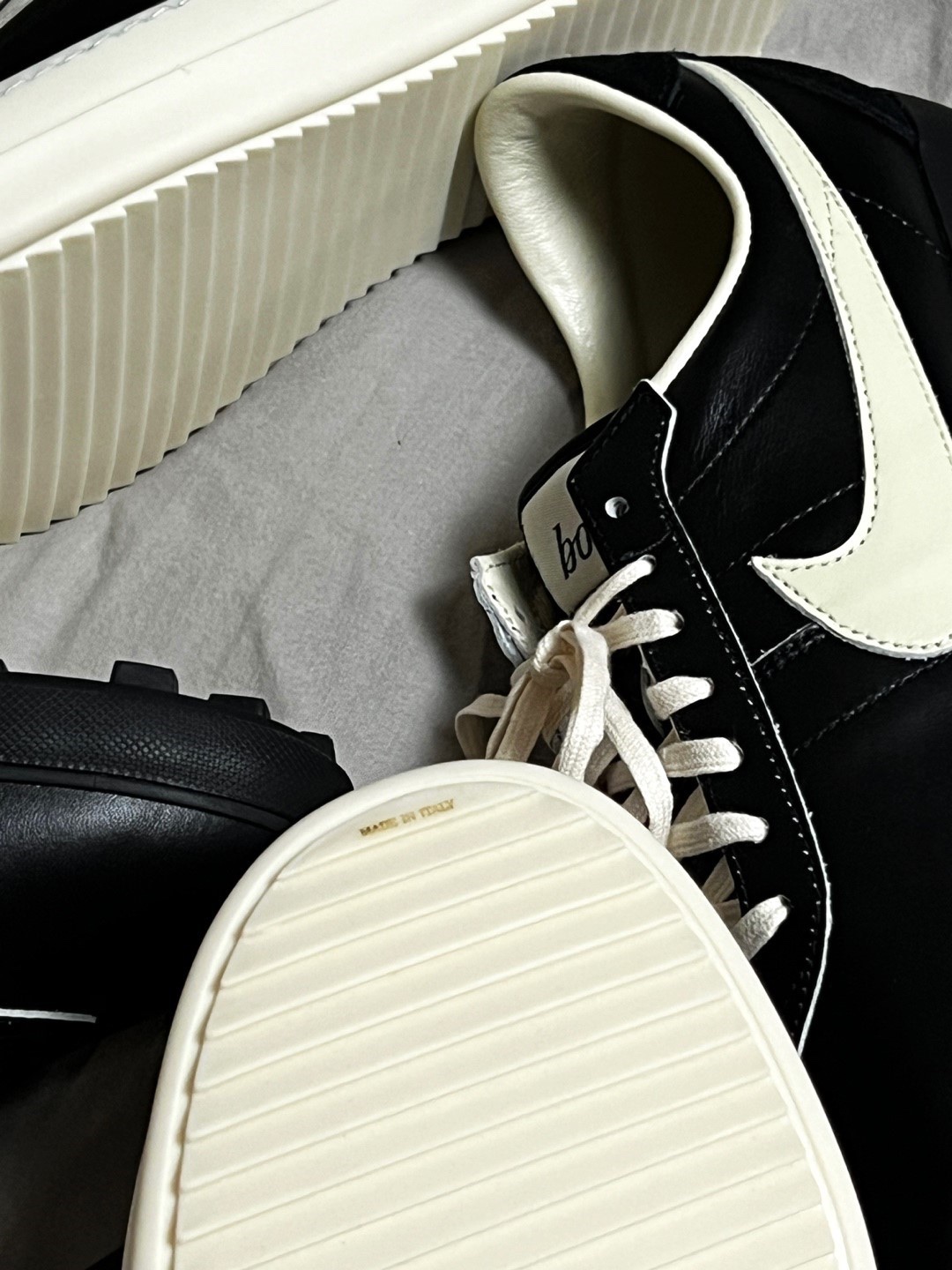 Nike x Bode Astrograbber SP Black and Coconut Milk, Rick Owens Vintage Sneaks Black Milk 착용 스타일