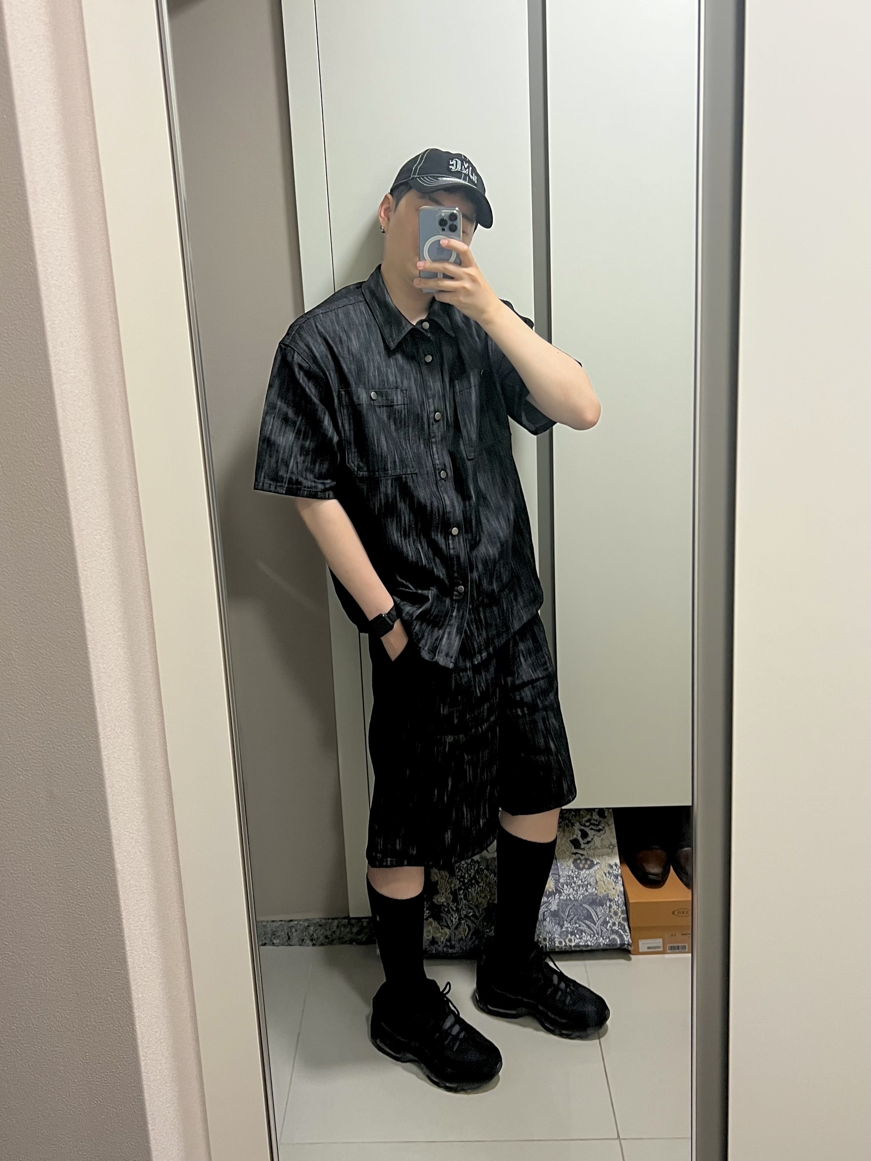 Nike Air Max 95 Essential Triple Black 2020 착용 스타일 - 2