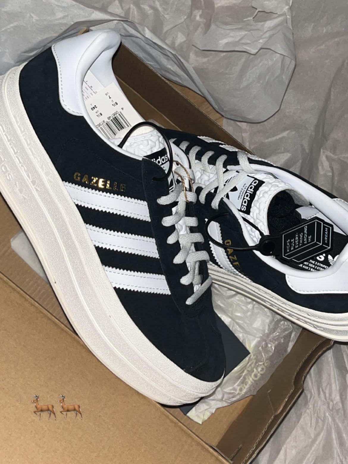 (W) Adidas Gazelle Bold Core Black Cloud White 착용 스타일 - 1