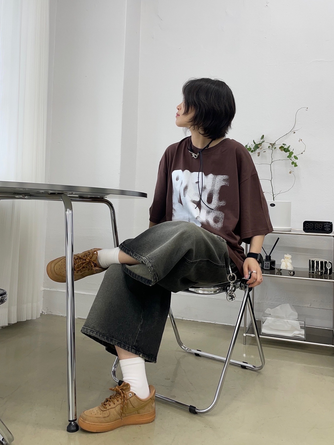 Our Legacy Ladon Leather Keychain Black, Nike Air Force 1 '07 WB Flax 착용 스타일 - 3