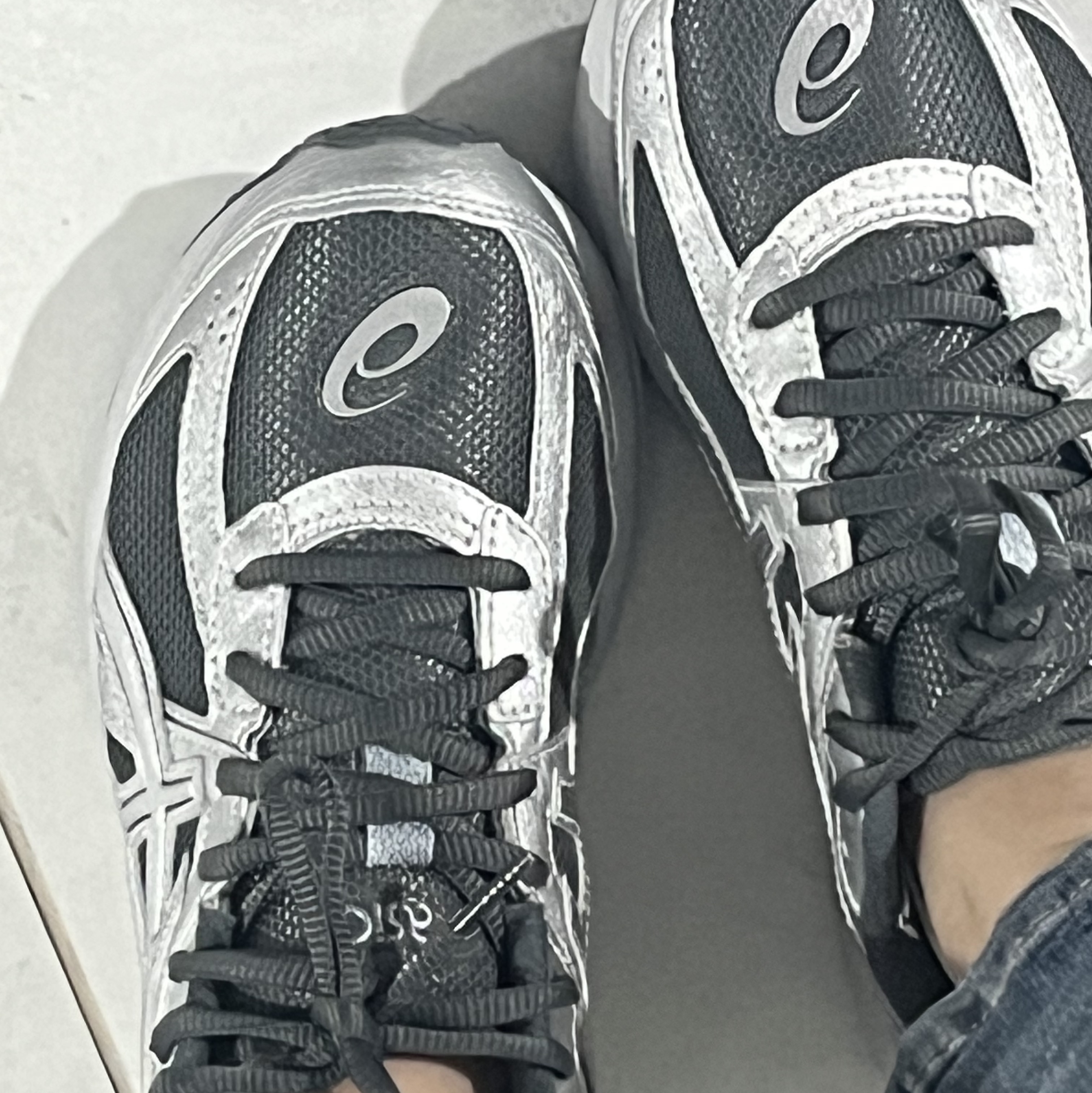 Asics Jog 100 S SMU Sheet Rock Pure Silver - 2E Wide 착용 스타일