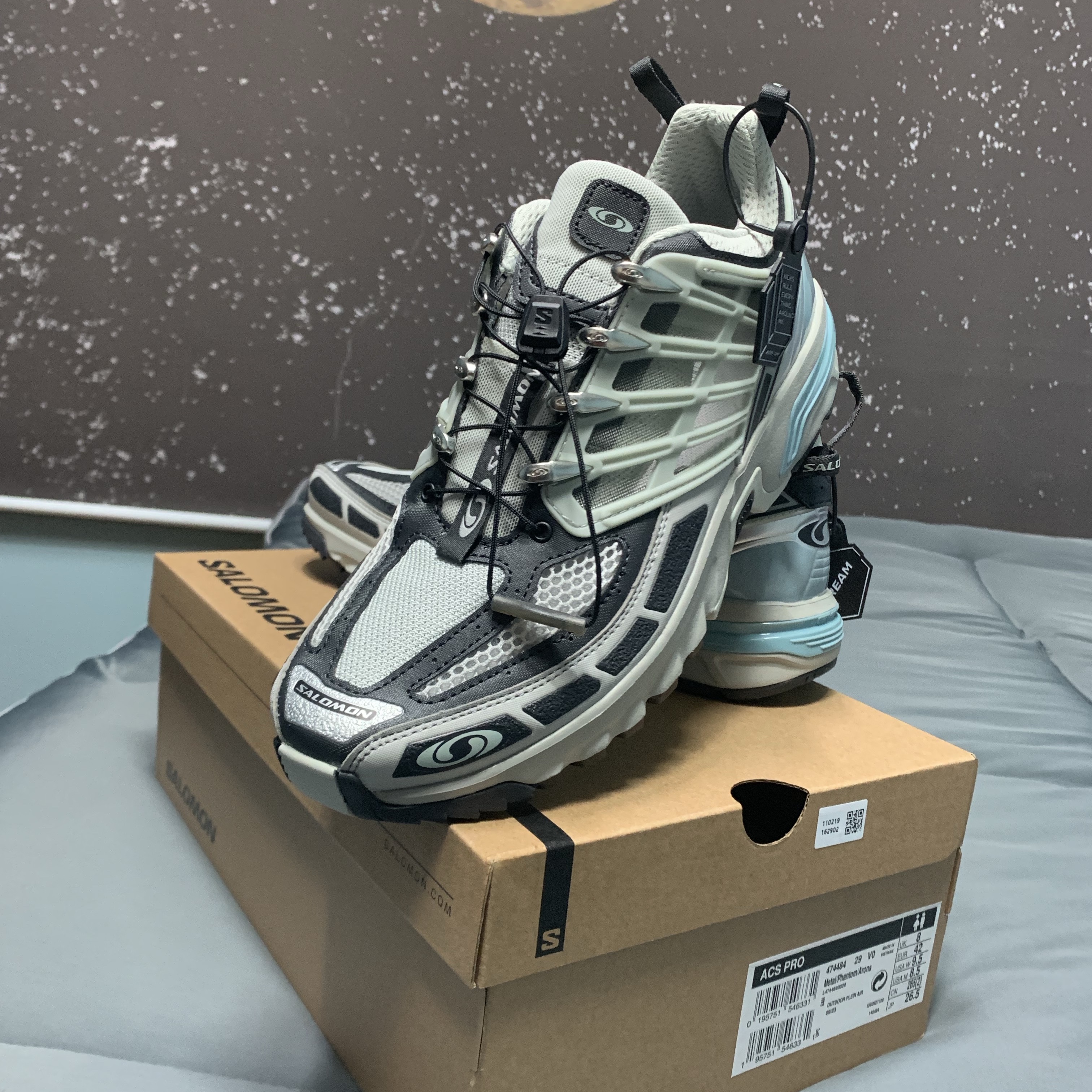 Salomon ACS Pro Metal Phantom Arona 착용 스타일