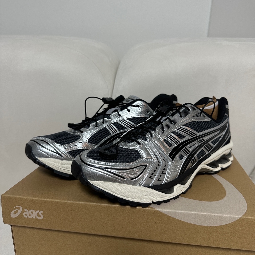 Asics Unlimited Gel-Kayano 14 Carrier Grey Black 착용 스타일 - 1