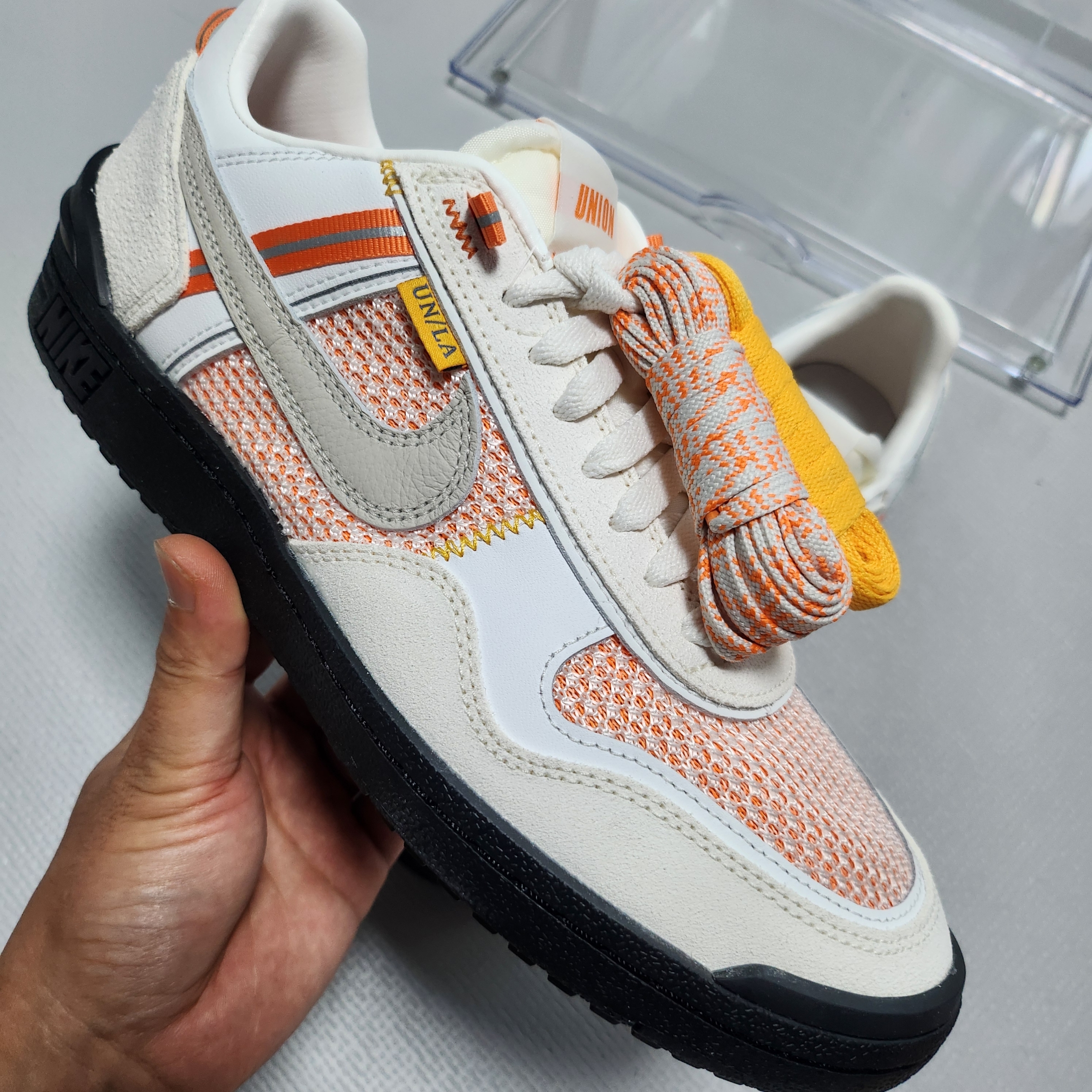 Nike x Union Field General SP Ivory and Light Orewood Brown 착용 스타일 - 1