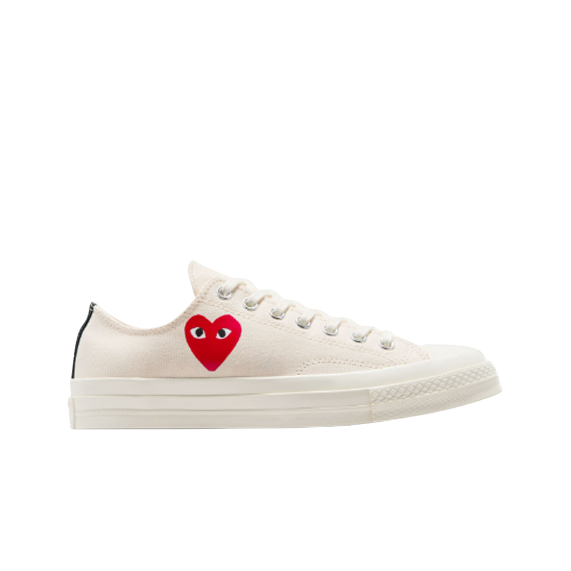 컨버스 x 플레이 꼼데가르송 싱글 하트 척 70 로우 밀크(Converse x Play Comme des Garcons Single Heart Chuck 70 Ox Milk)