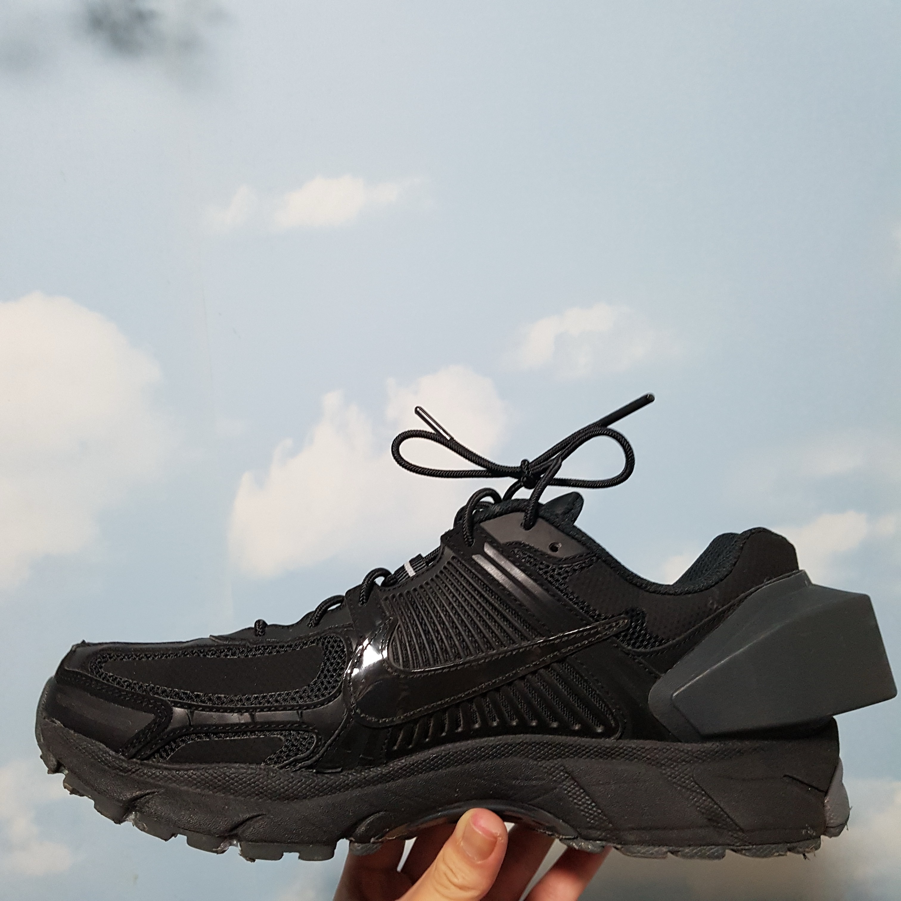 Nike x A-Cold-Wall Zoom Vomero 5 Black 착용 스타일