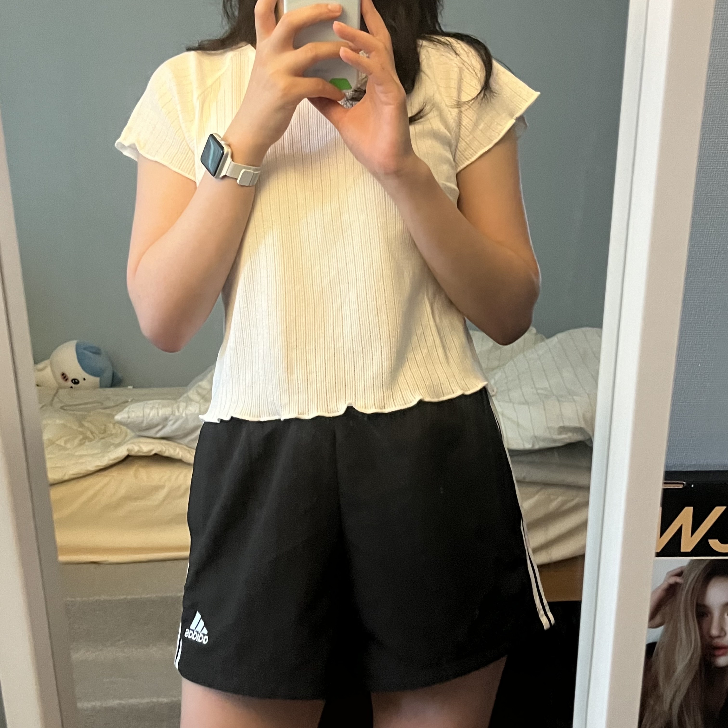 (W) Adidas 3-Stripes Woven Shorts Black - KR Sizing 착용 스타일 - 1
