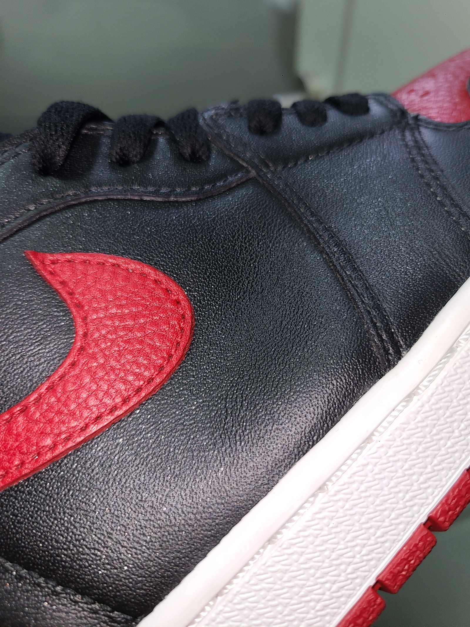 Jordan 1 Retro High OG Bred Banned 2016 착용 스타일 - 2