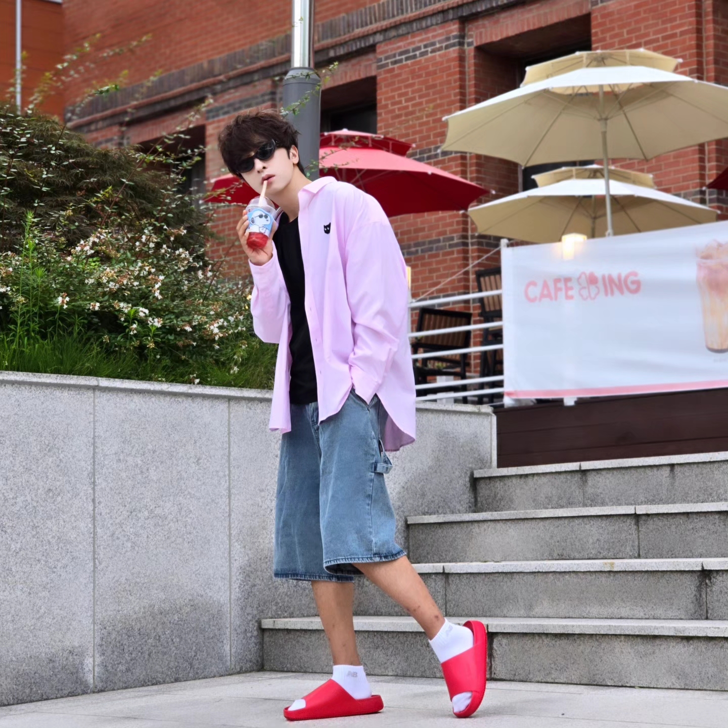 Nike Calm Slide University Red 착용 스타일 - 4