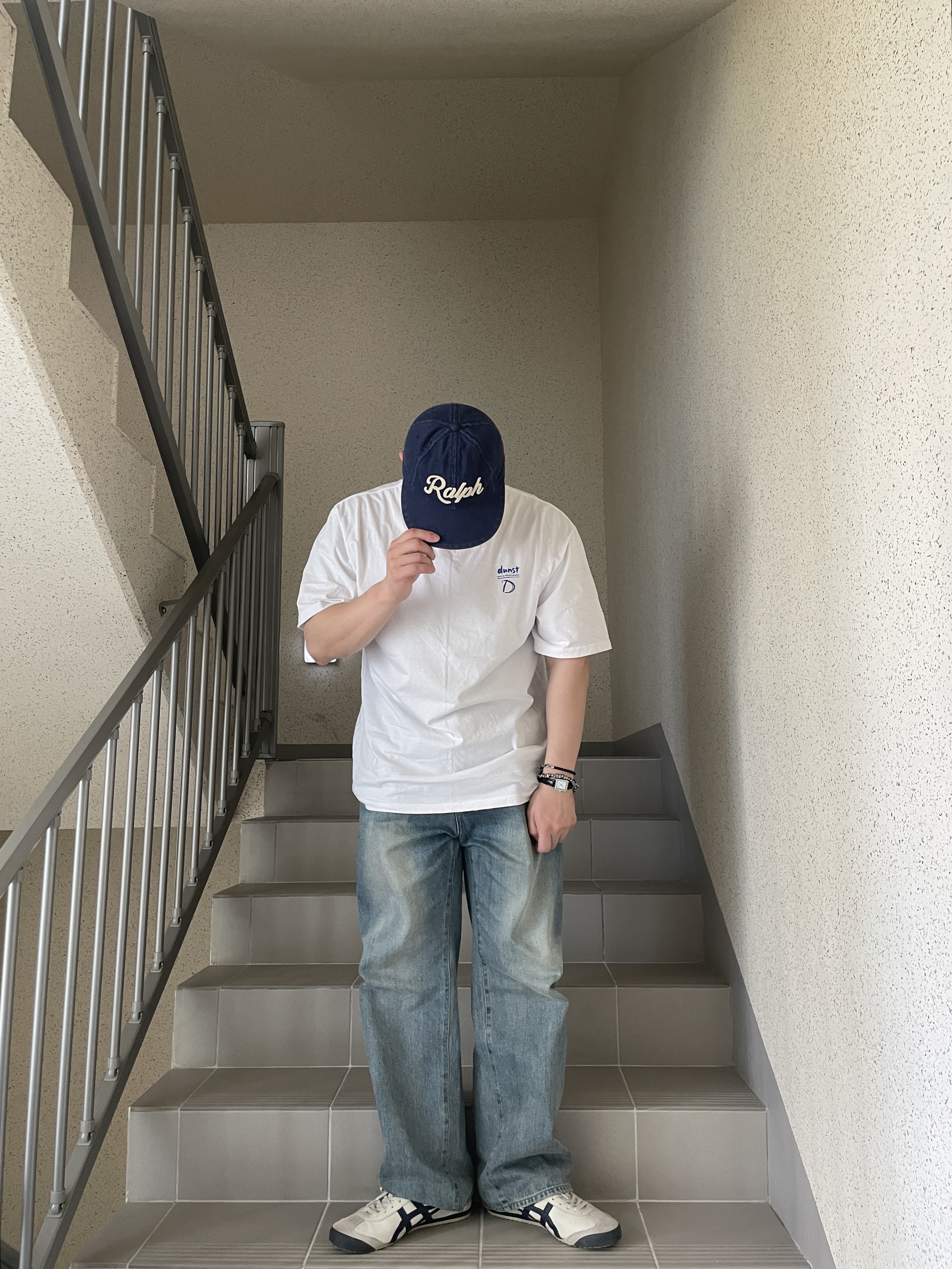 Onitsuka Tiger Mexico 66 Birch 착용 스타일 - 3