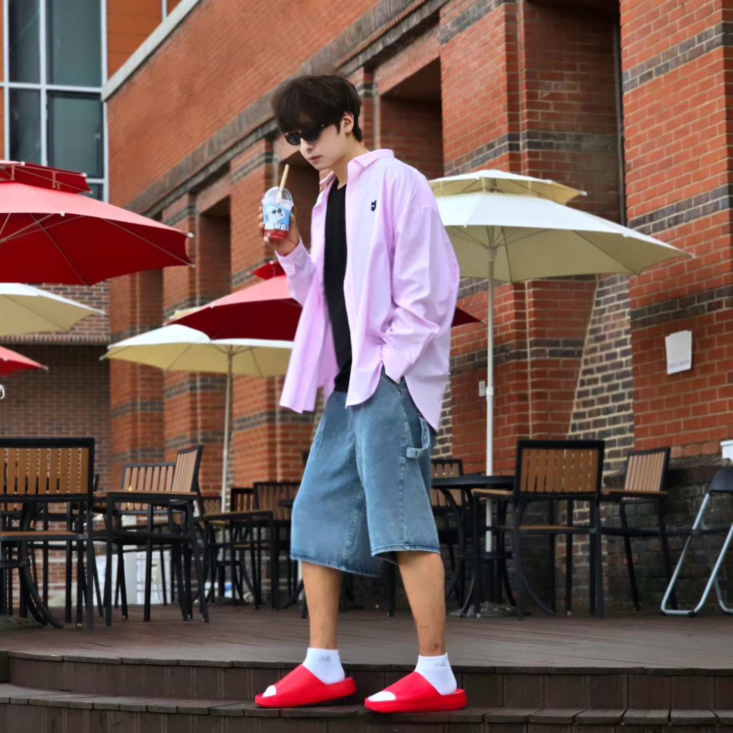 Nike Calm Slide University Red 착용 스타일 - 2
