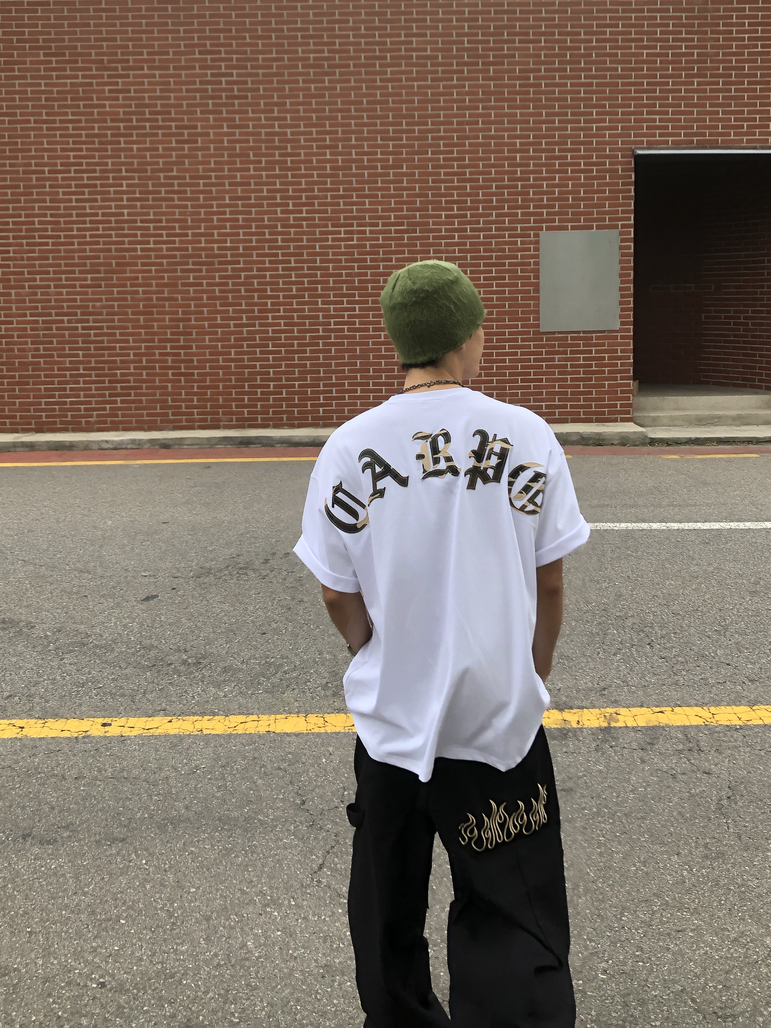Stussy Brushed Out Stock Skullcap Beanie Olive 착용 스타일 - 4