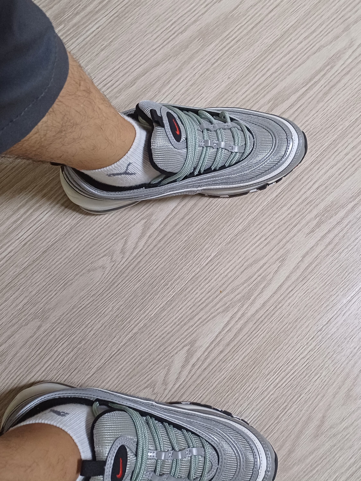 Nike Air Max 97 OG Silver Bullet 2022 착용 스타일 - 2