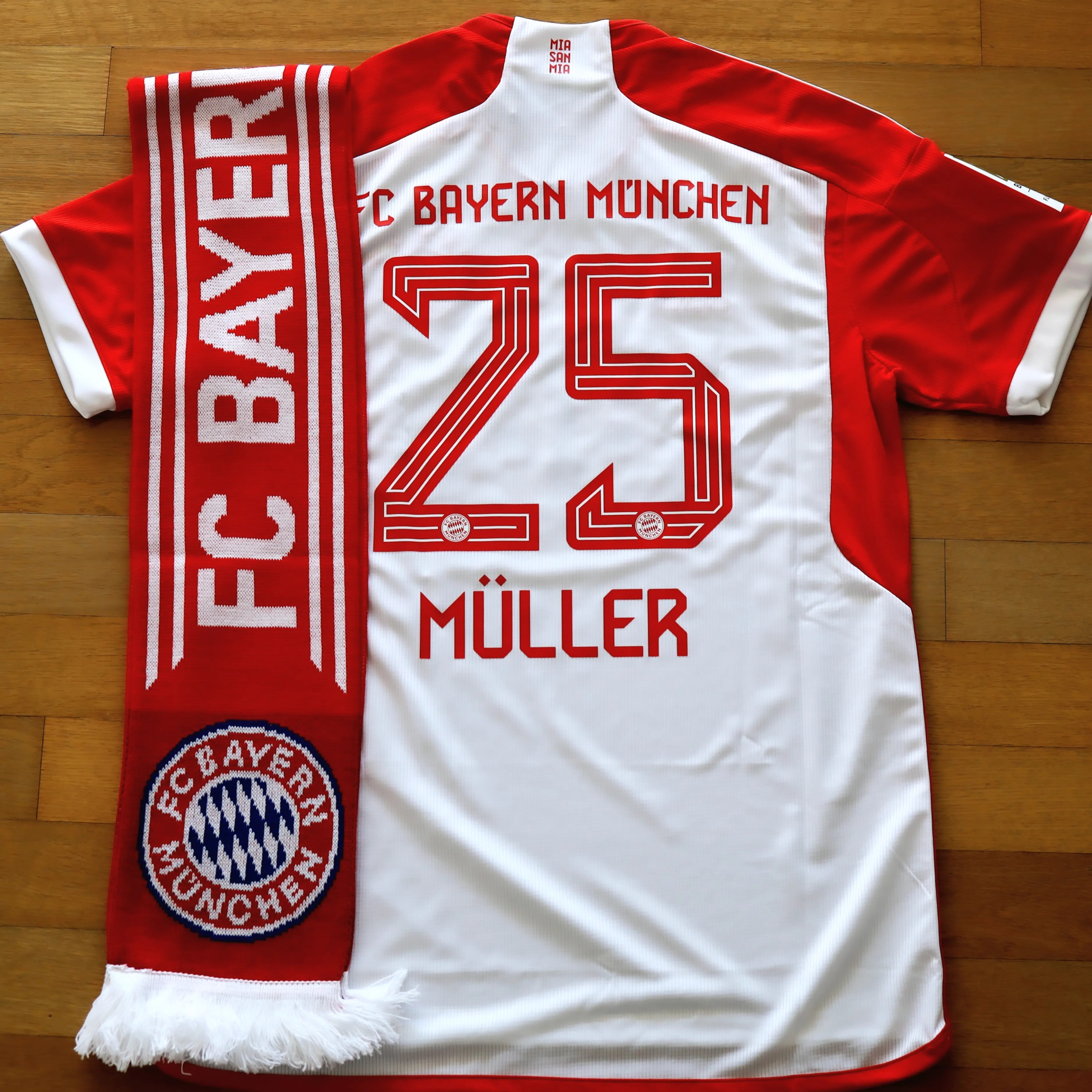 Adidas Bayern Munchen 2023/24 Home Jersey White Red - KR Sizing (Non Marking Ver.) 착용 스타일