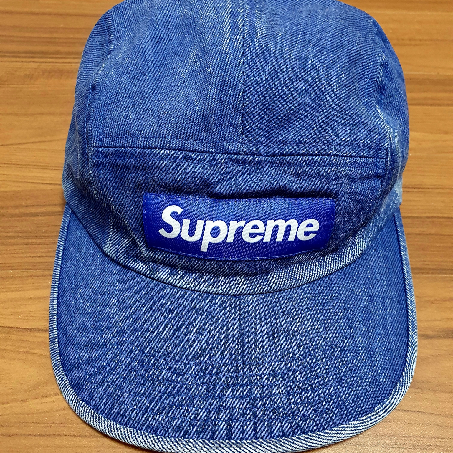 Supreme Coated Denim Camp Cap Royal - 24SS 착용 스타일 - 1