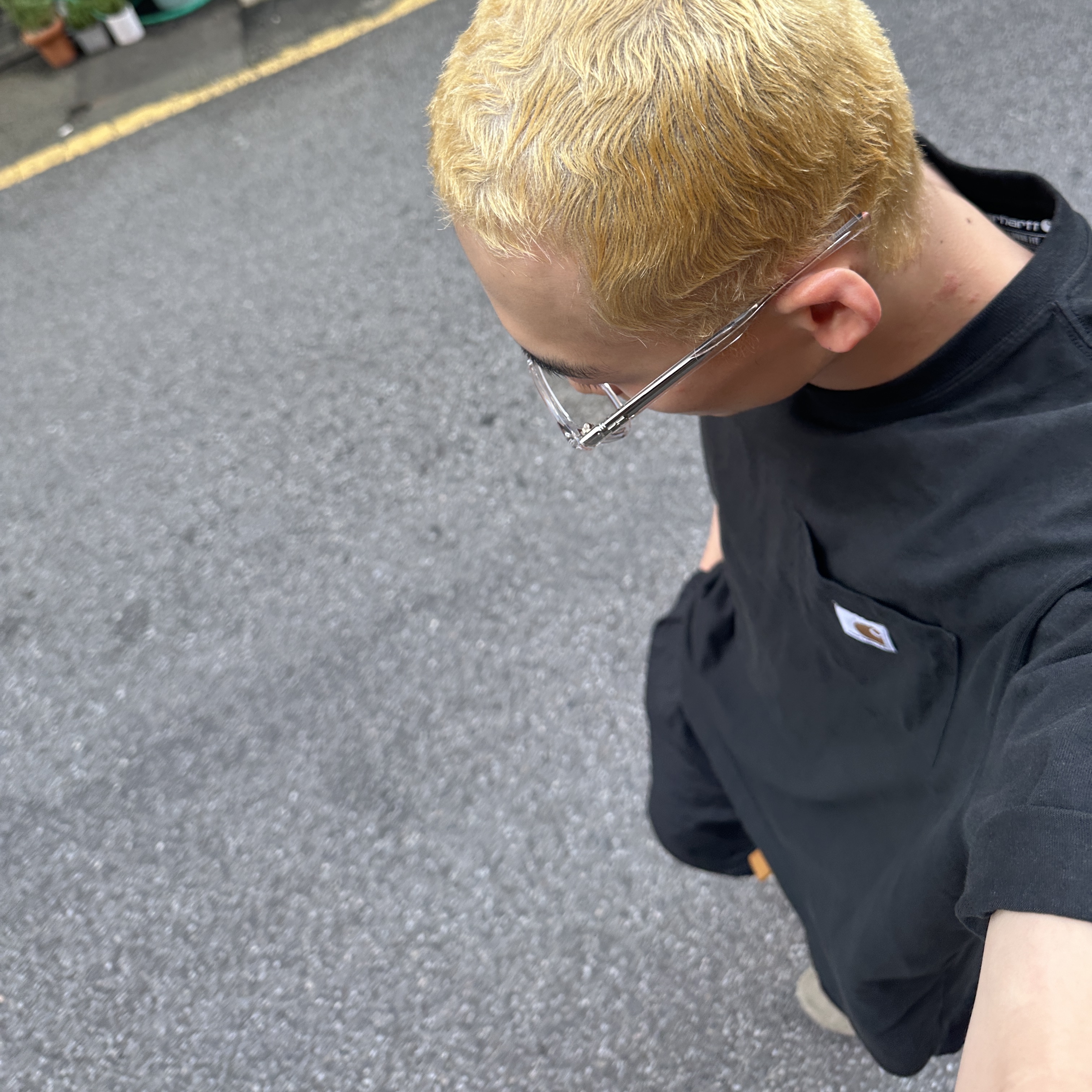 Carhartt Loose Fit Heavyweight Regular Short Sleeve Pocket T-Shirt Black, Birkenstock Boston Soft Footbed Taupe - Regular 착용 스타일