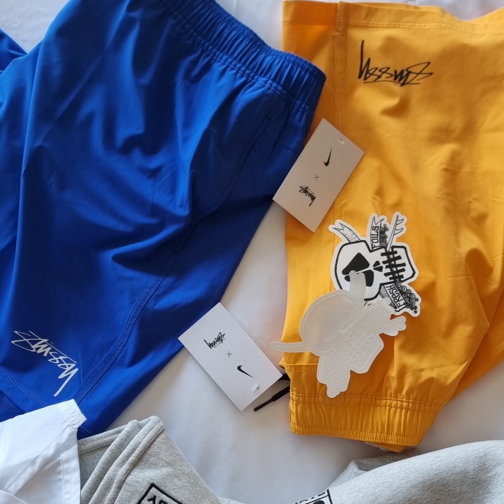Nike x Stussy Water Short Sundial (FZ5761-717) 착용 스타일 - 1