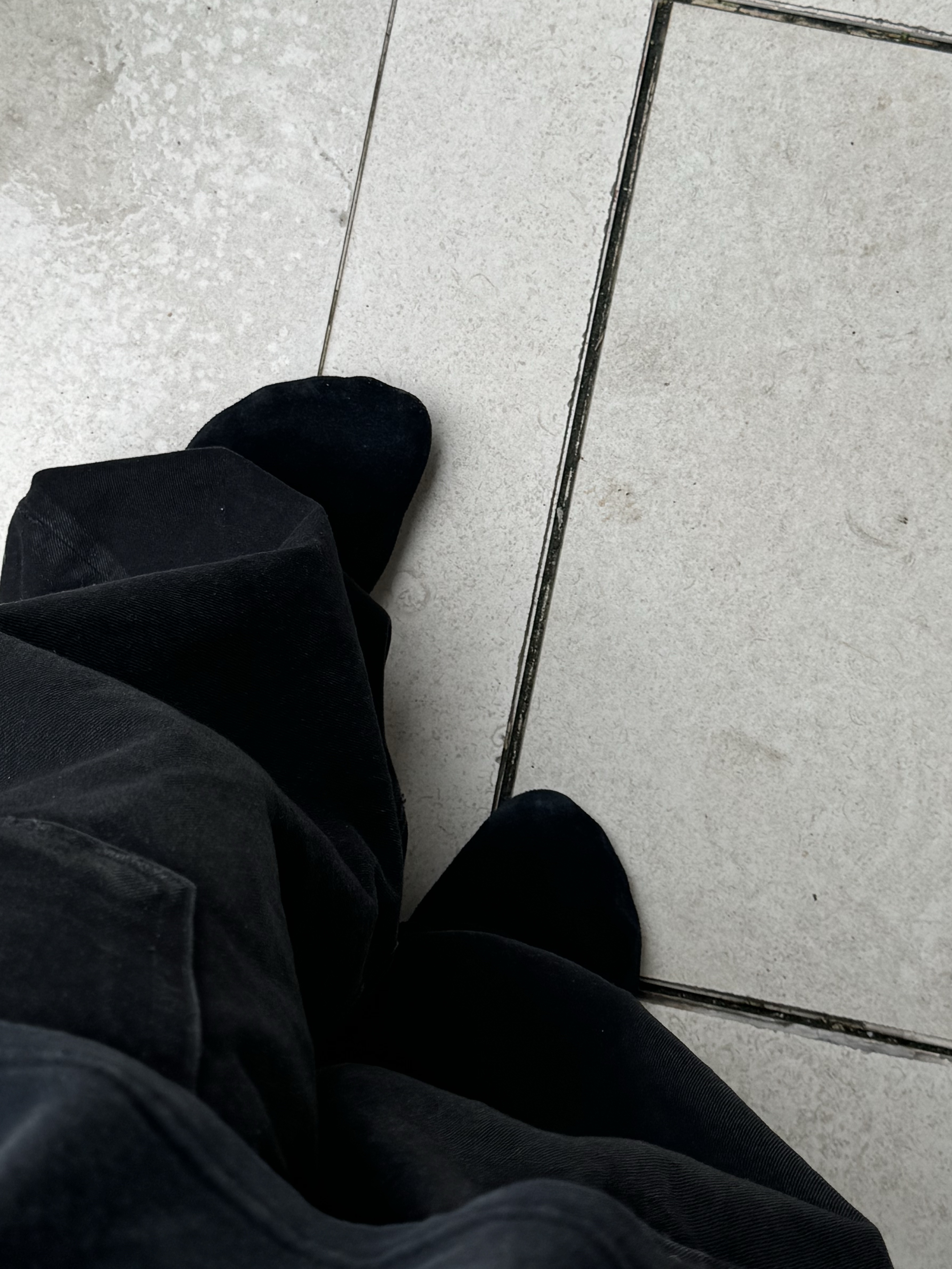 Project G/R Backward Denim Pants Black, Balenciaga Sunday Mule Black 착용 스타일 - 5