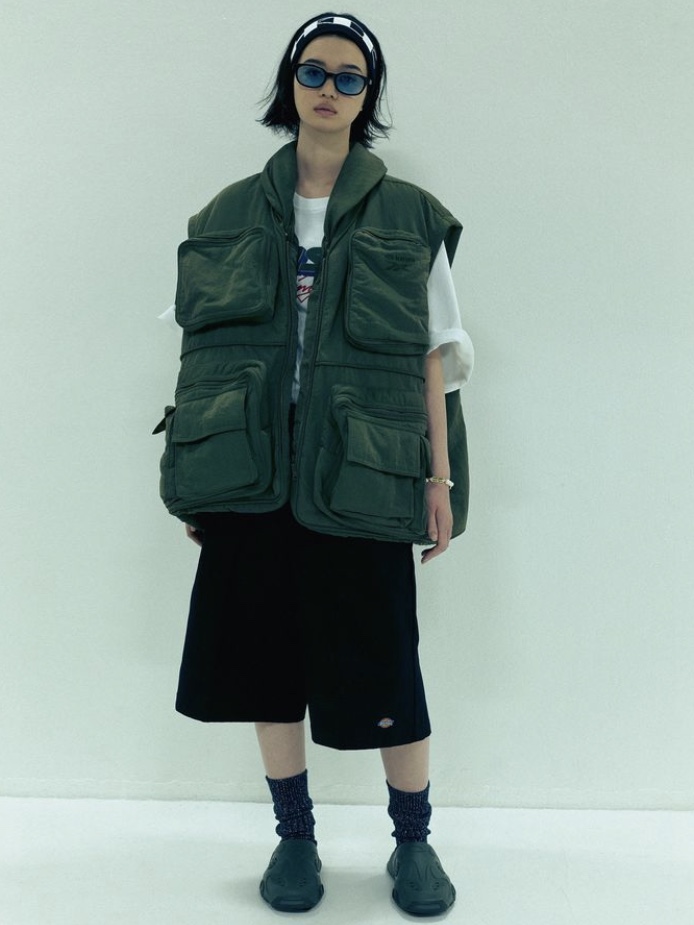 Hed Mayner x Reebok Pocketed Vest Army Green - 24FW 착용 스타일 - 1