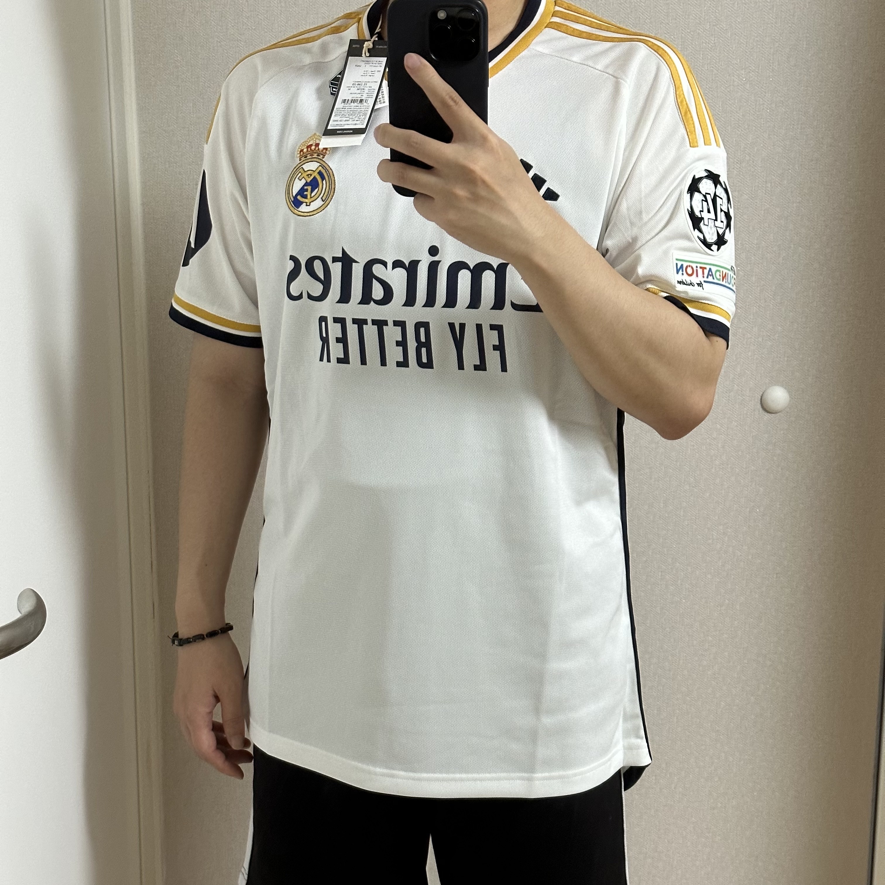 Adidas Real Madrid 2023/24 Home Jersey White - US Sizing (Non Marking Ver.) 착용 스타일