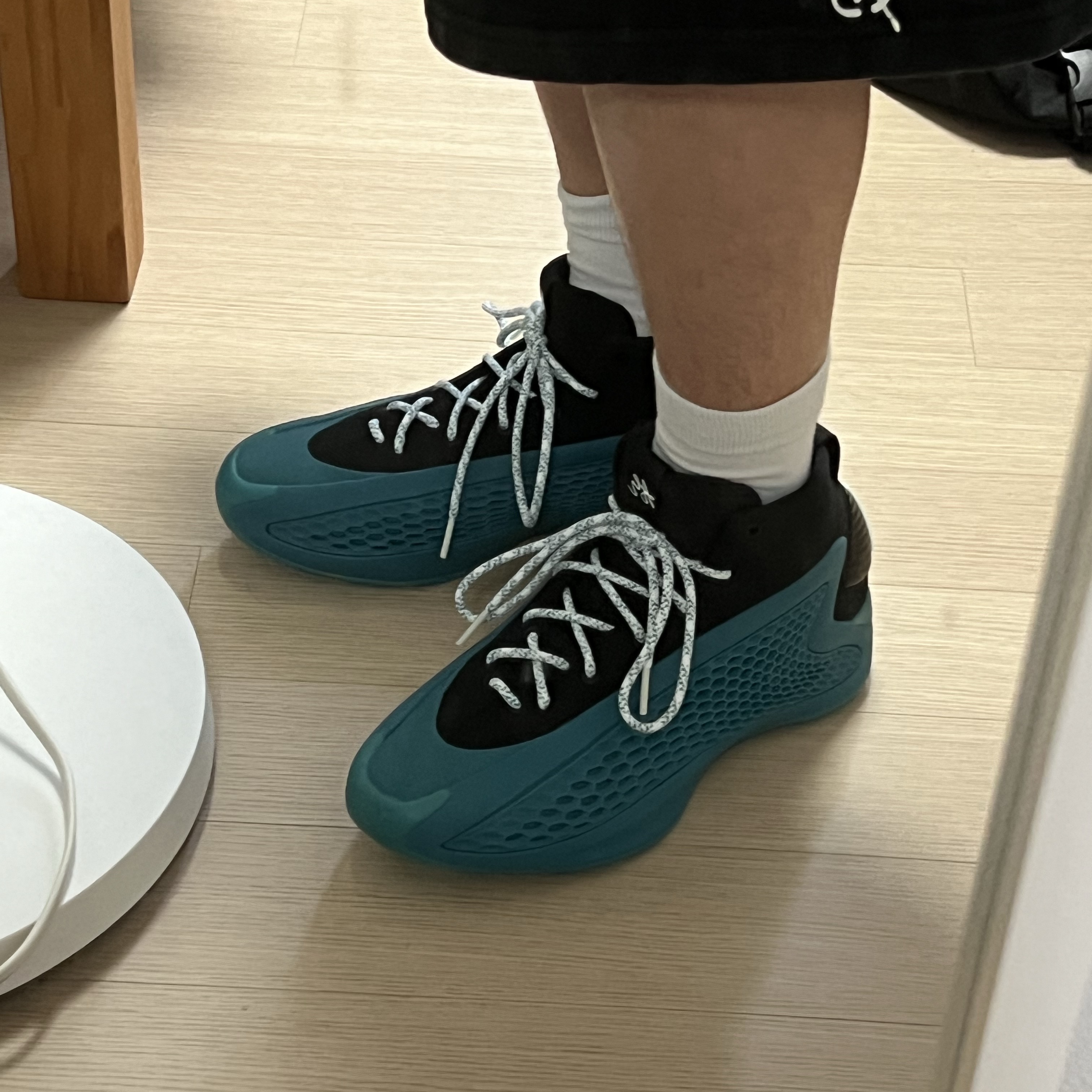 Adidas A.E. 1 Arctic Fusion Core Black 착용 스타일 - 2