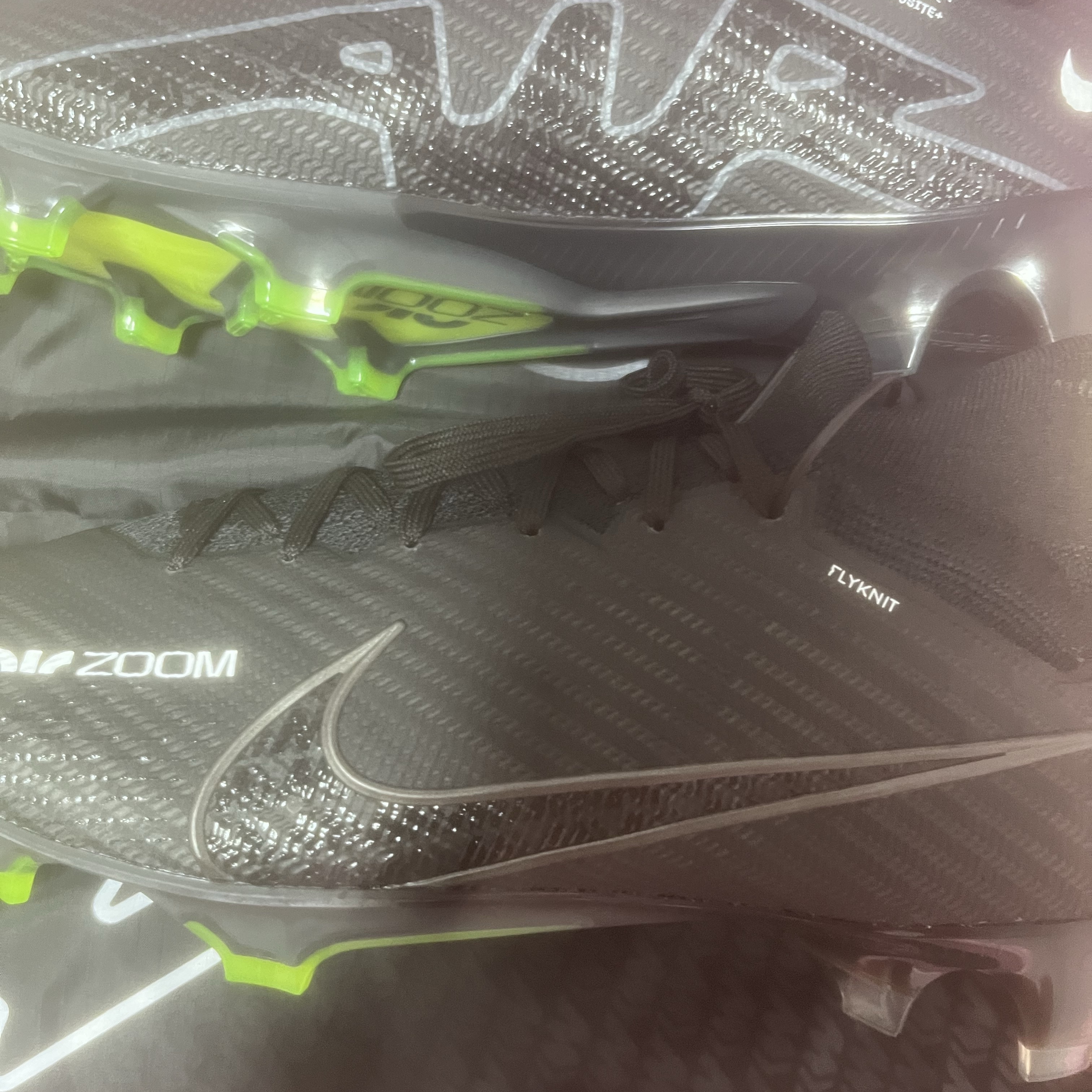 Nike Zoom Mercurial Superfly 9 Elite FG Black Volt 착용 스타일 - 1