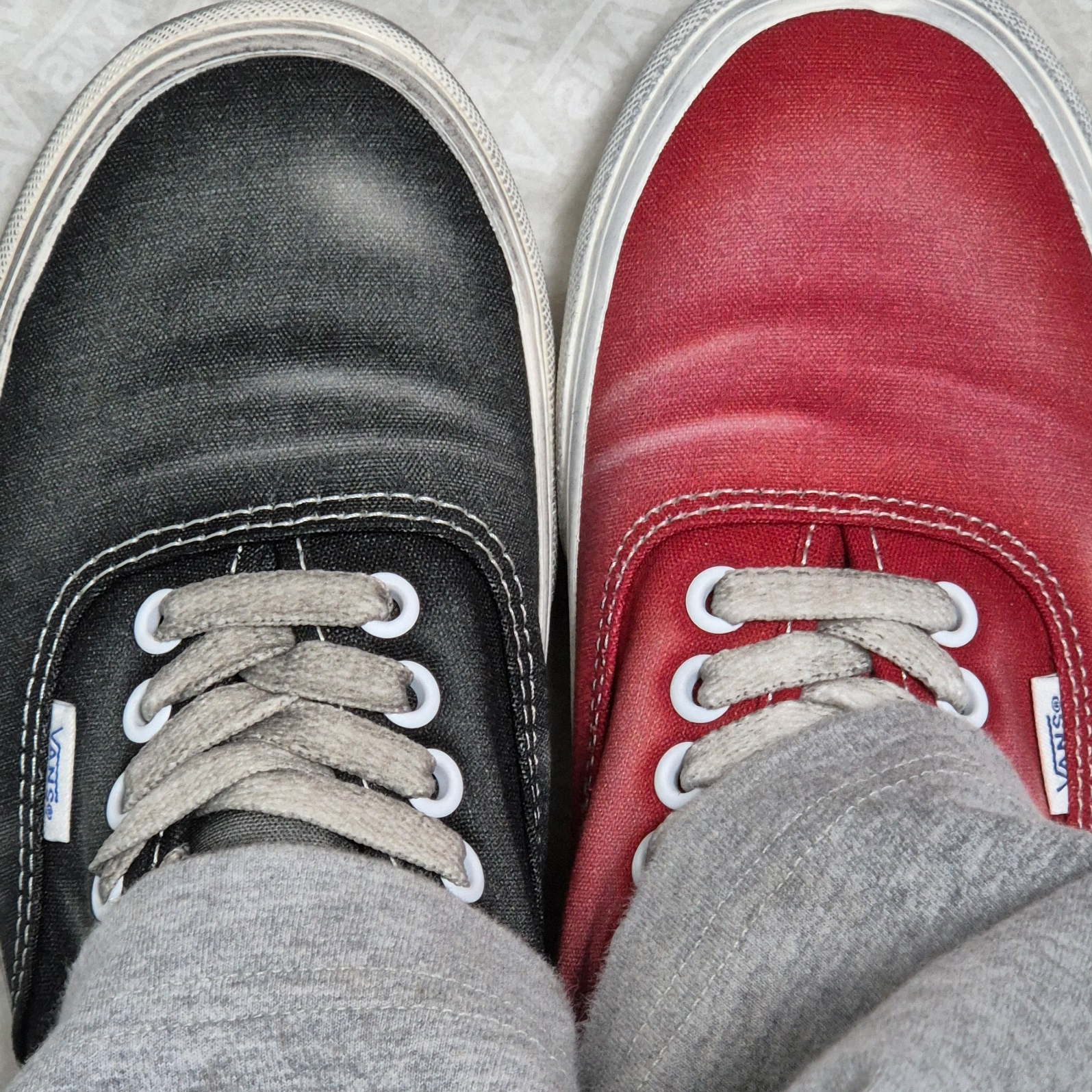 Vans Authentic Wave Washed Black, Vans Authentic Wave Washed Red 착용 스타일 - 1