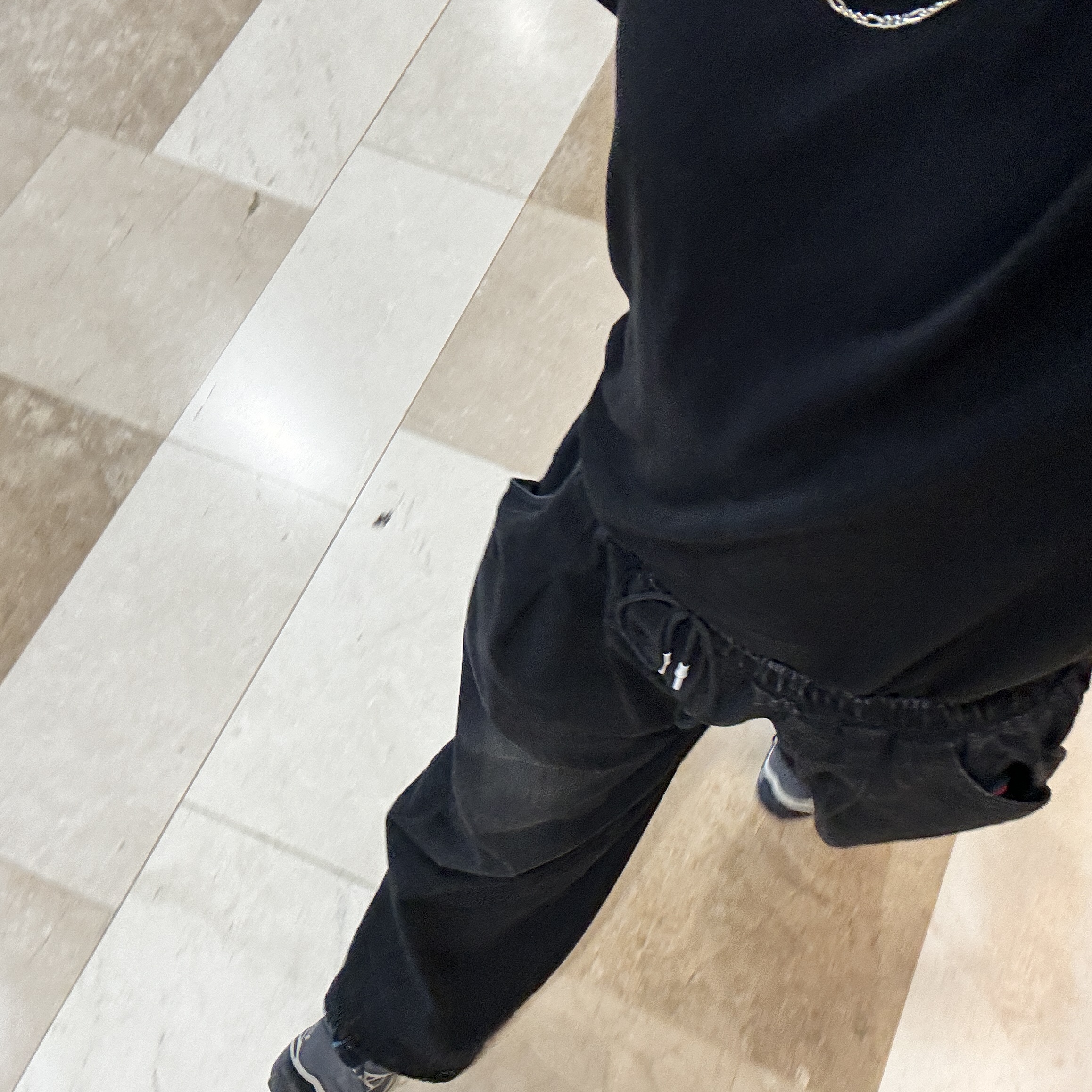 Salomon XT-6 Gore-Tex Black Ebony 착용 스타일