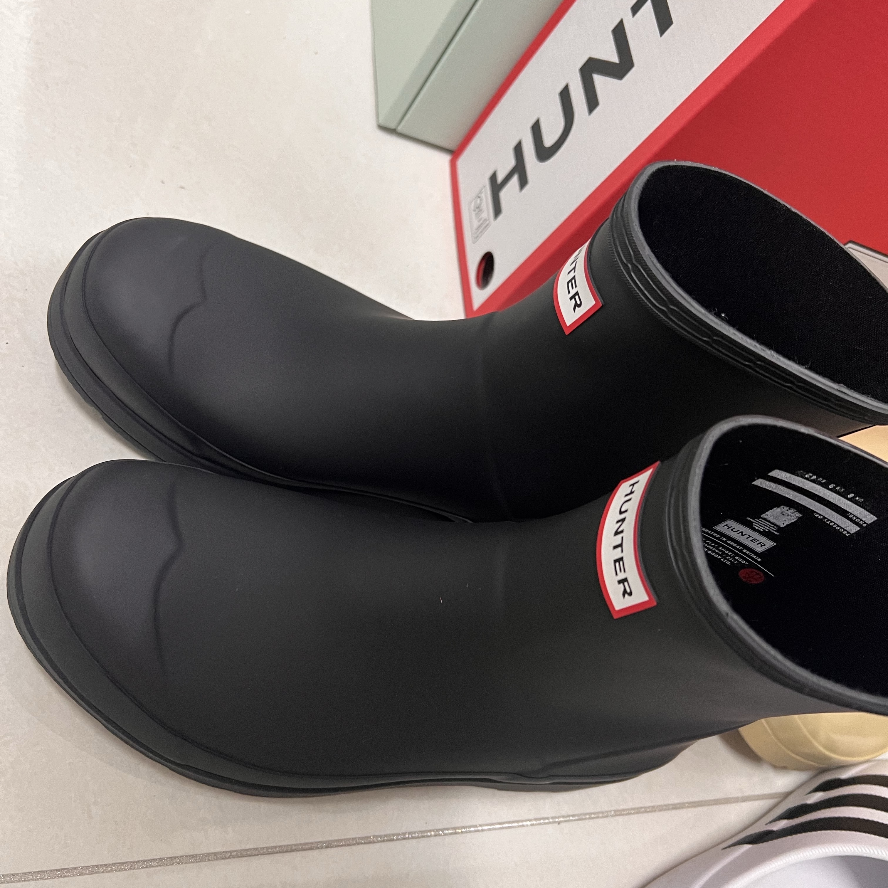 Hunter Play Short Wellington Boots Black 착용 스타일