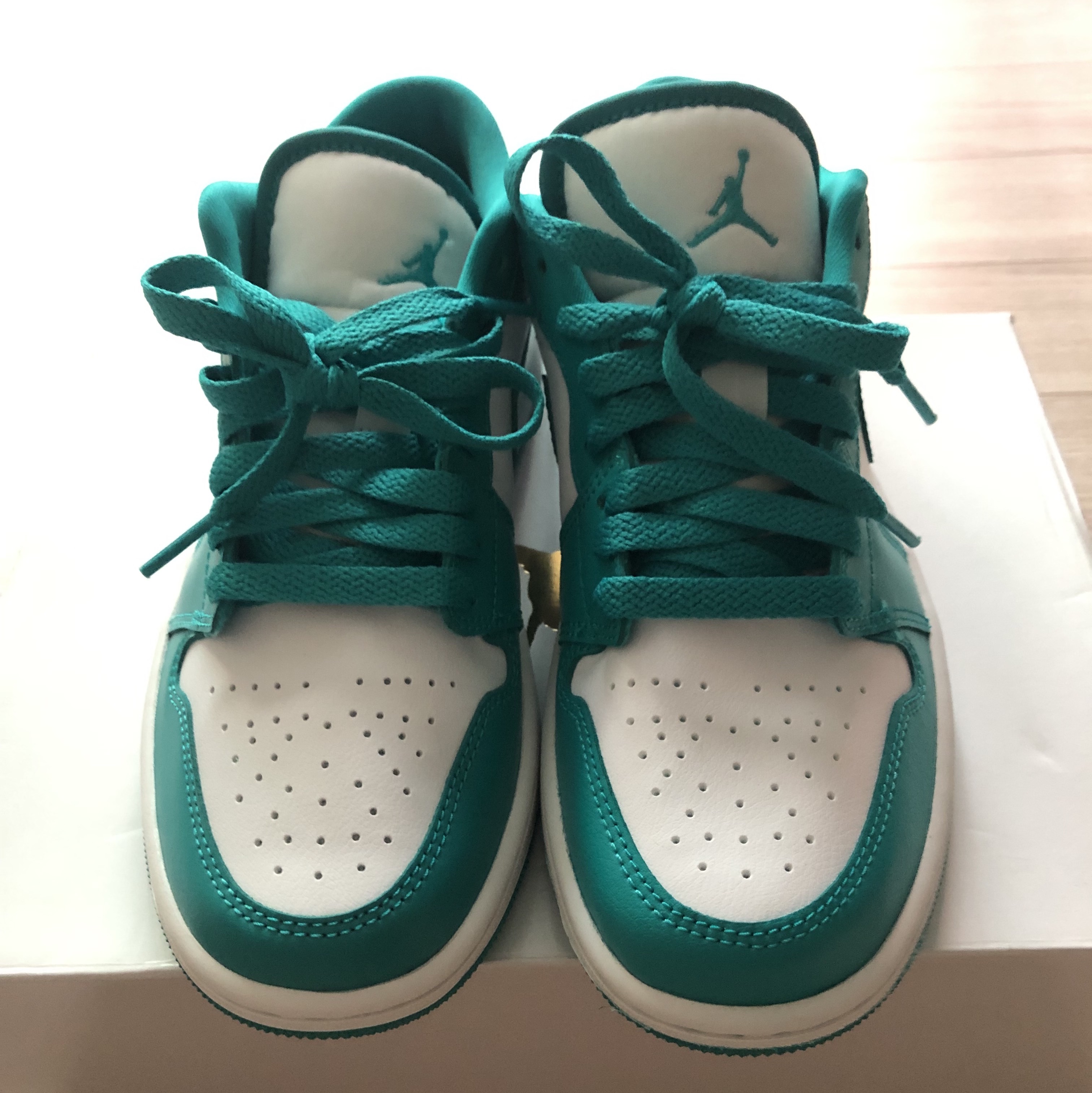 (W) Jordan 1 Low New Emerald 착용 스타일