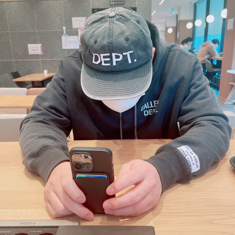 KREAM 프로필 이미지