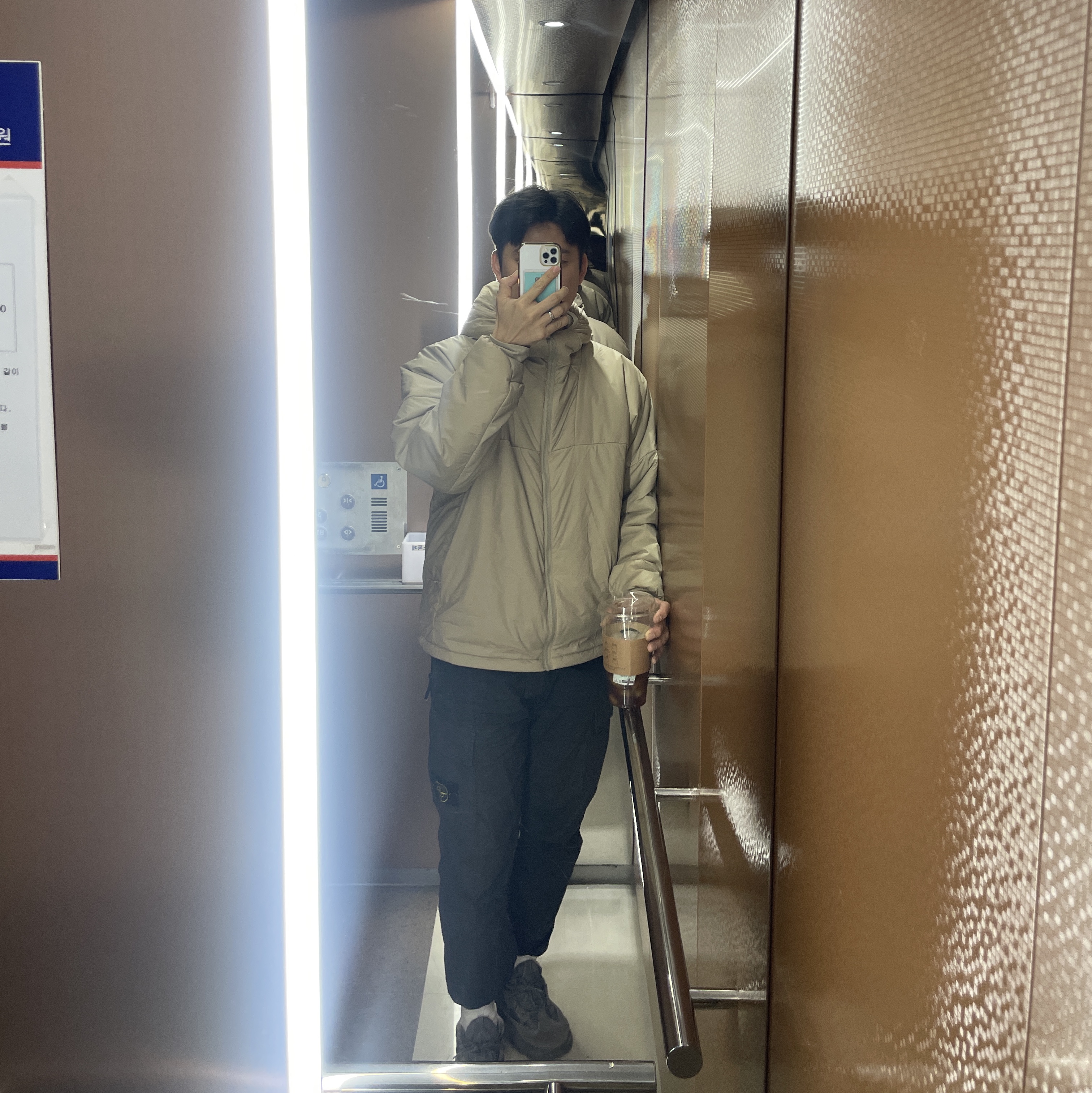 Nike ACG Therma-Fit ADV Rope De Dope Jacket Light Iron Ore - Asia, Adidas Yeezy 500 Granite 착용 스타일