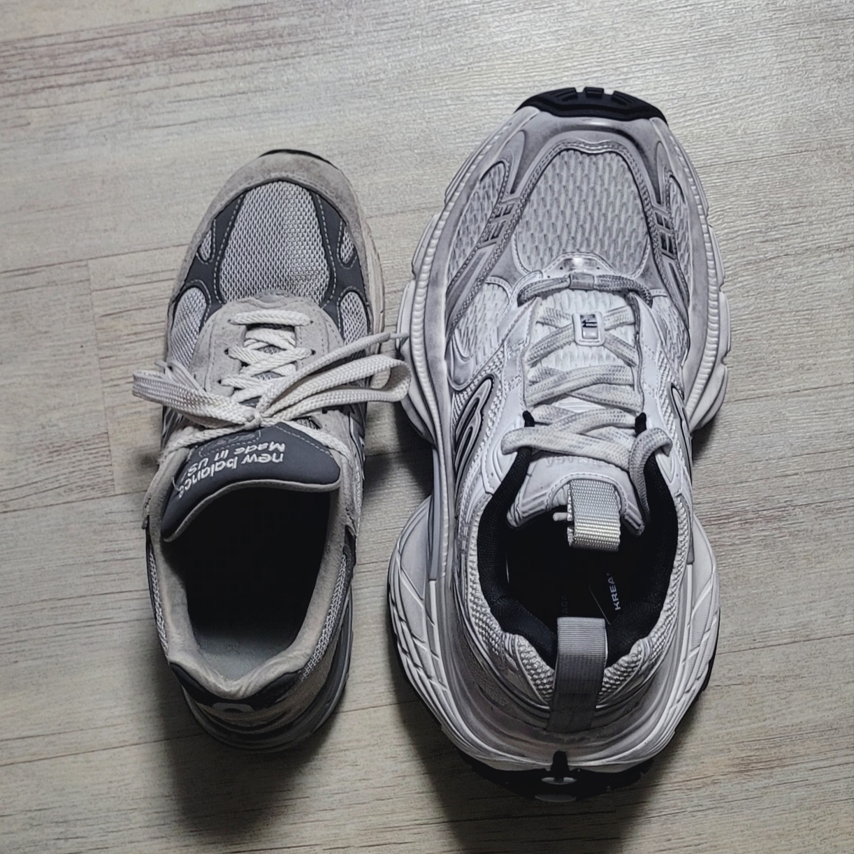 Balenciaga 10XL Sneakers White Grey Silver Black, (W) Balenciaga 10XL Sneakers White Grey Silver Black 착용 스타일 - 6