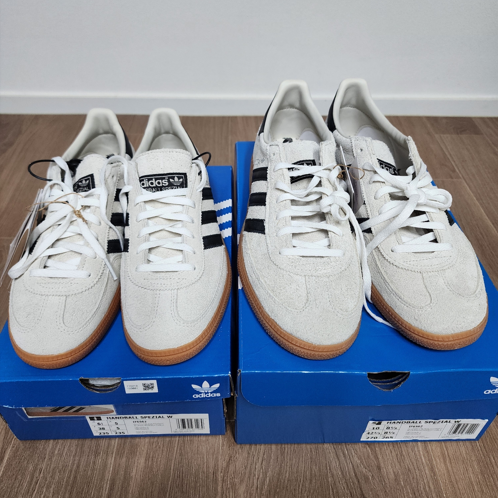 (W) Adidas Spezial Handball Aluminium Core Black 착용 스타일 - 1