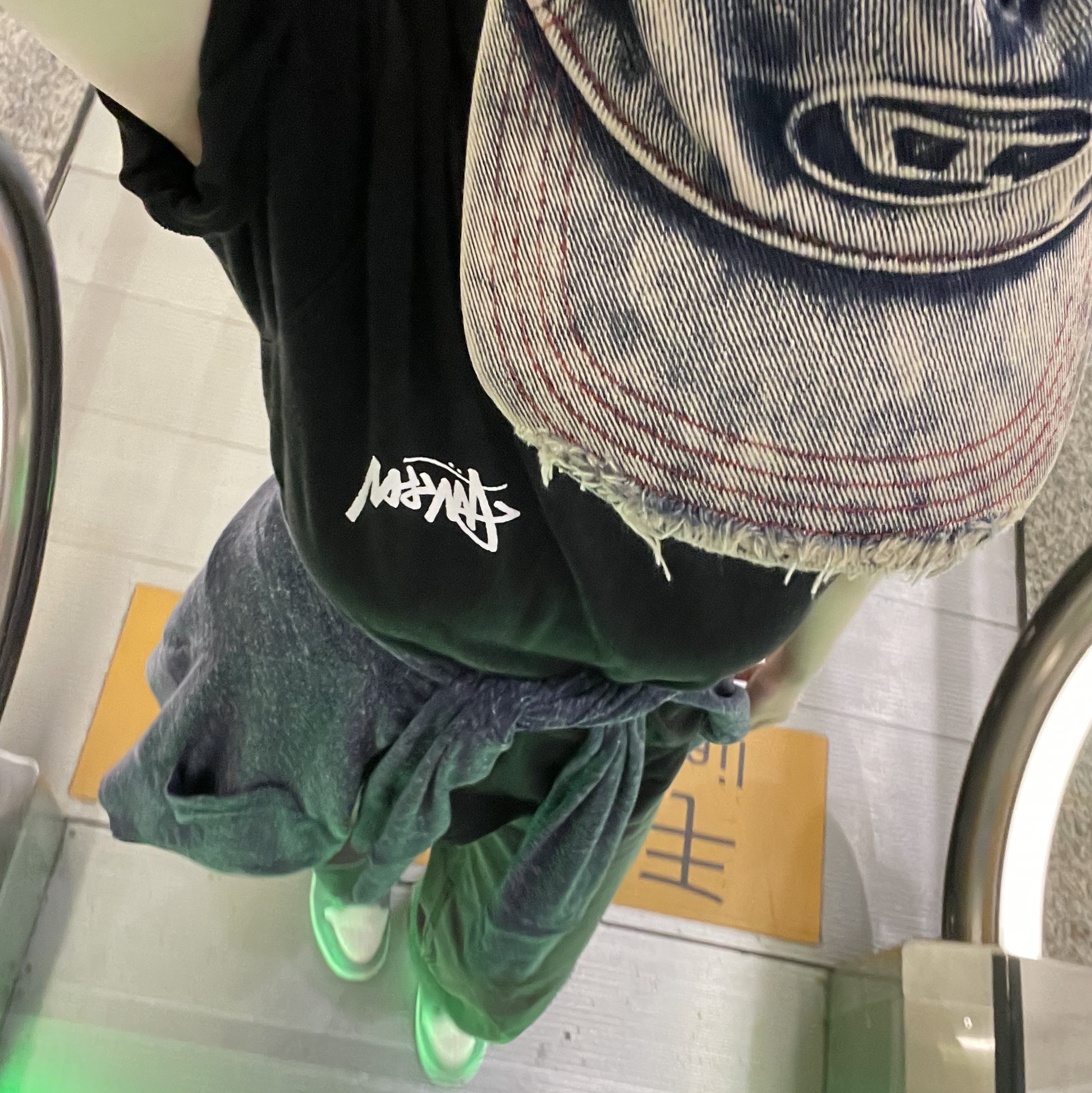 (W) Nike Therma-Fit Synthetic Fill Jacket Black - Asia, Diesel C-Seymon Treated Denim Baseball Cap Blue White 착용 스타일 - 3
