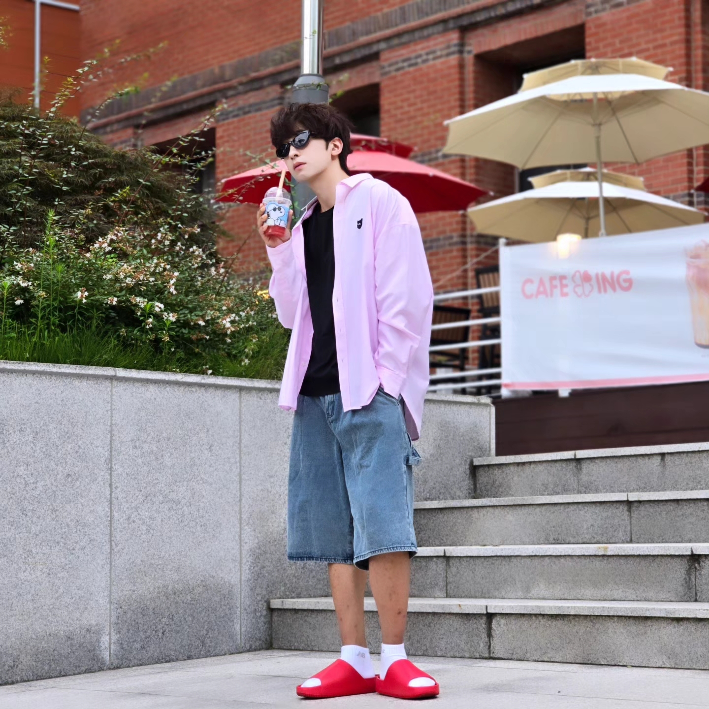 Nike Calm Slide University Red 착용 스타일 - 5