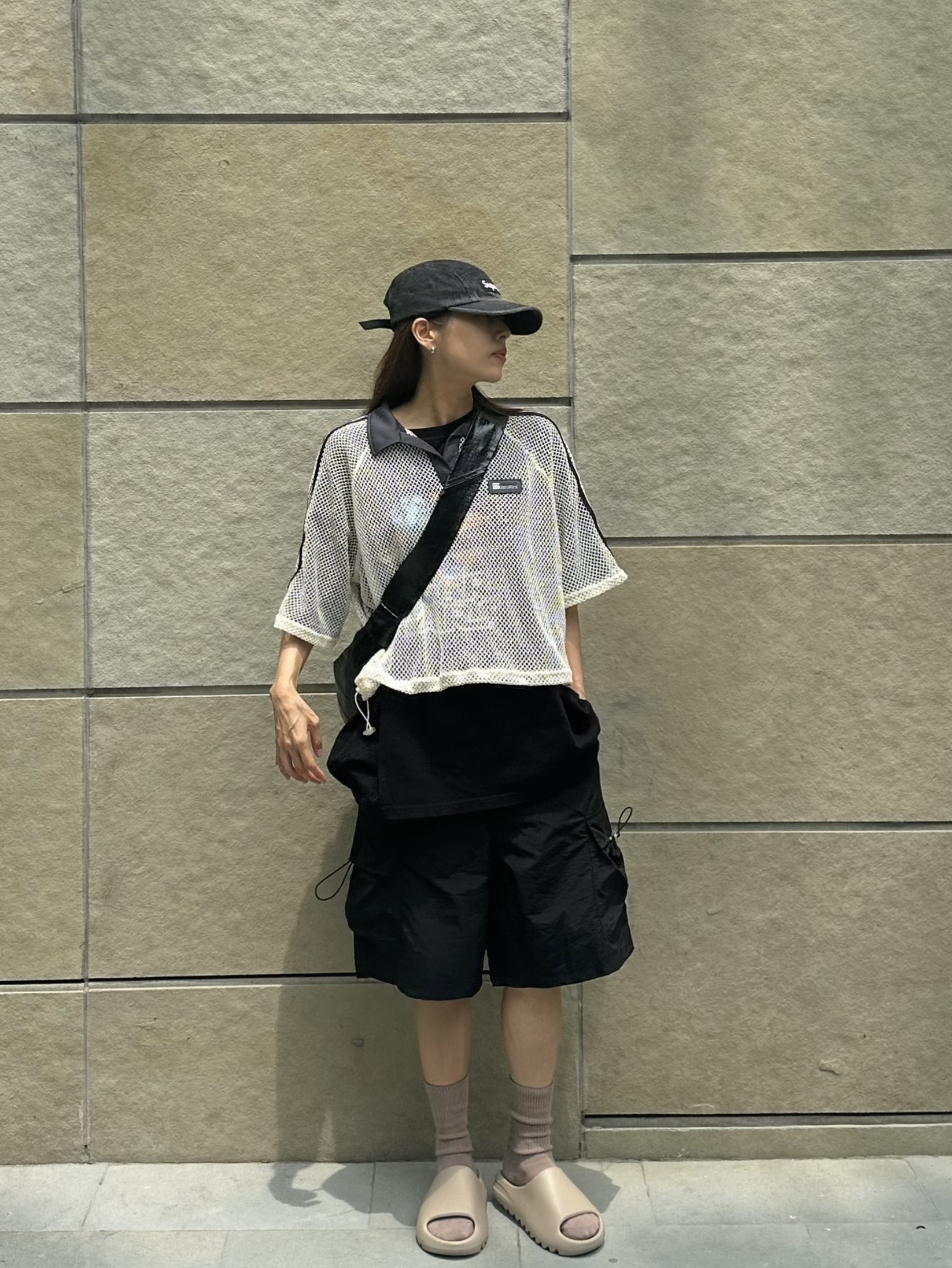 Supreme Denim Camp Cap Black - 24SS, Lemaire Small Croissant Bag Coated Linen Canvas Black 착용 스타일 - 2