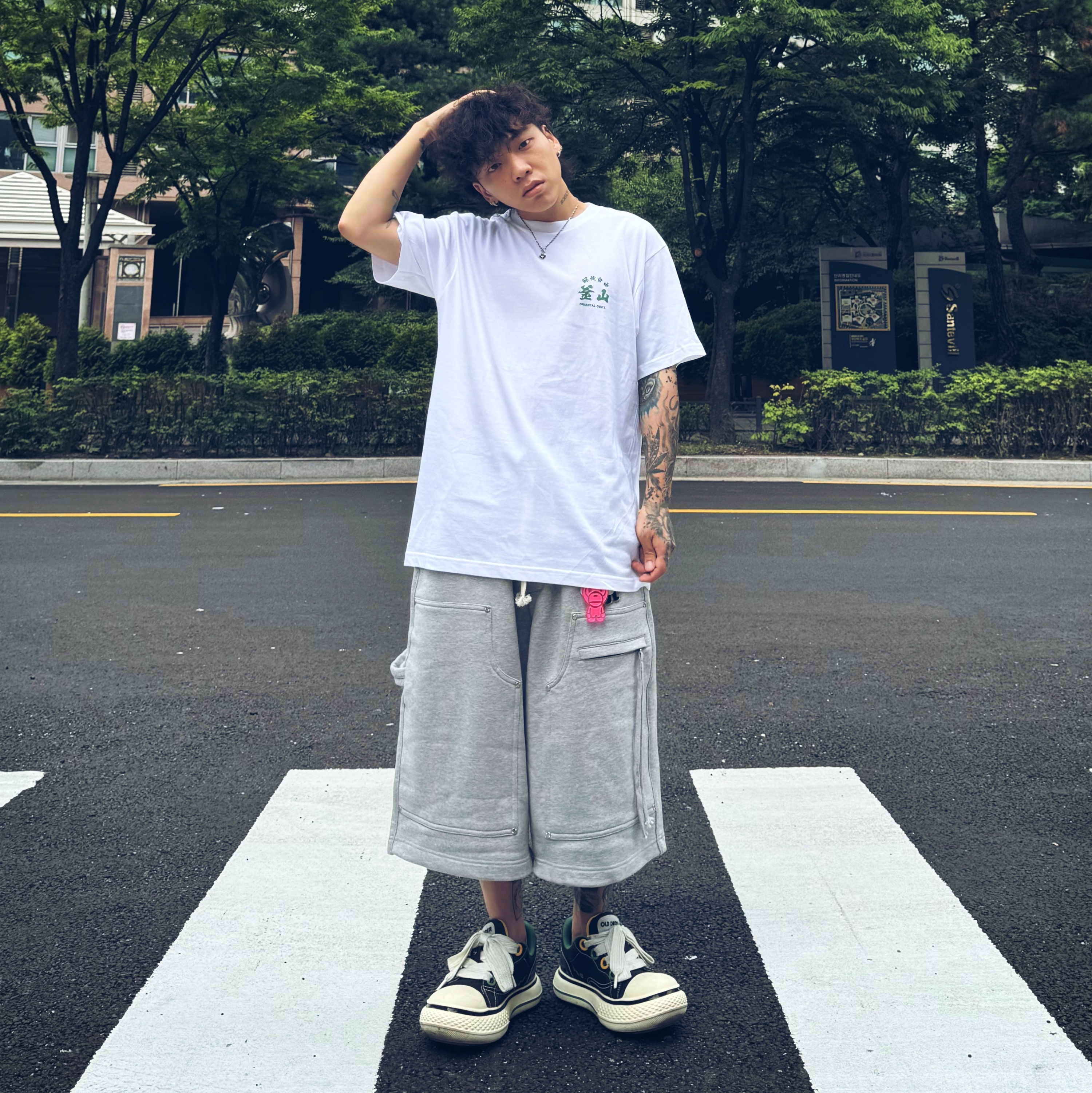 Scudo Vintage Cube Drop Necklace 착용 스타일 - 1