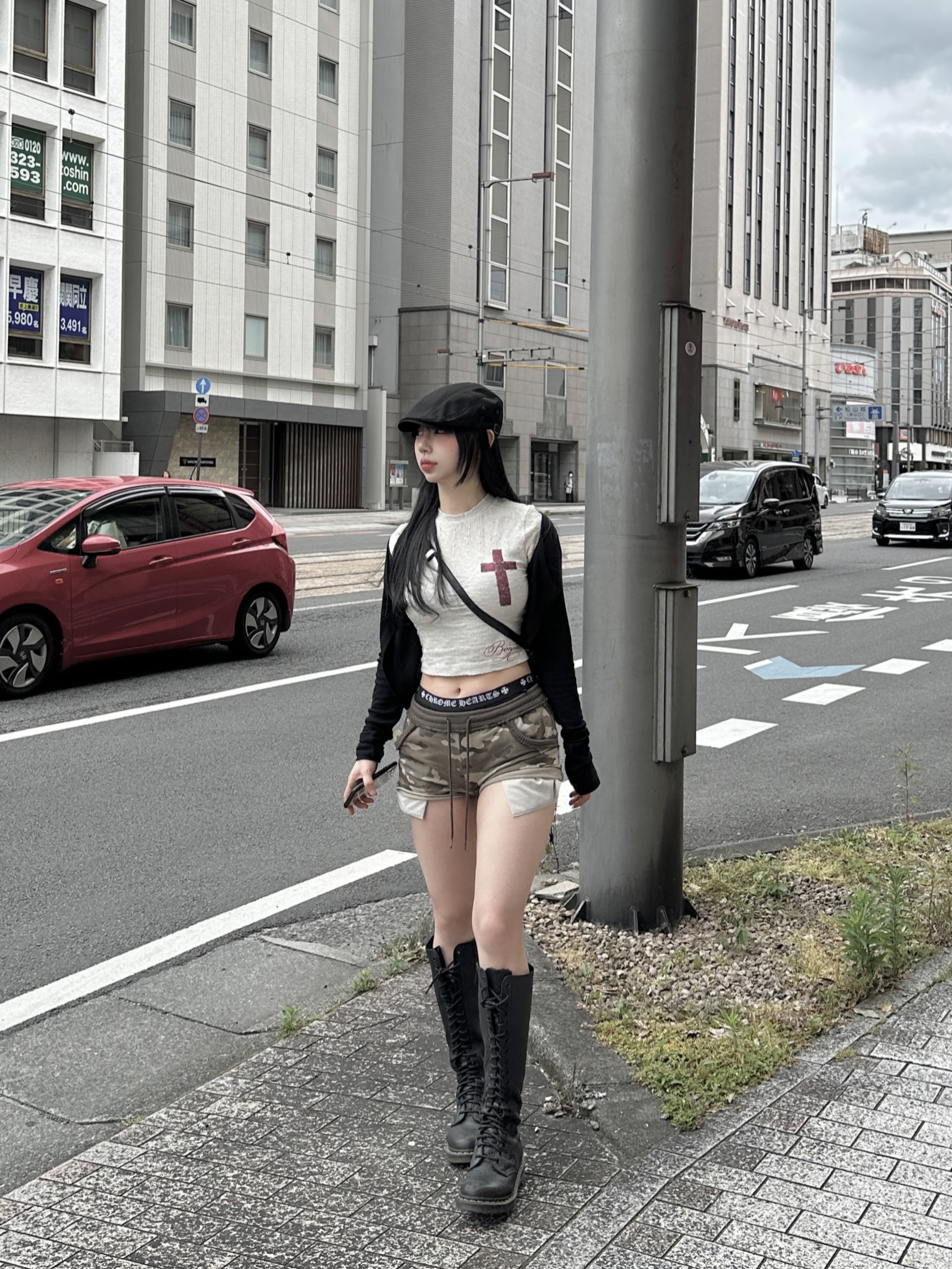 Chrome Hearts Boxer Brief Black, (W) Dr. Martens 1B60 Boots Black 착용 스타일 - 3