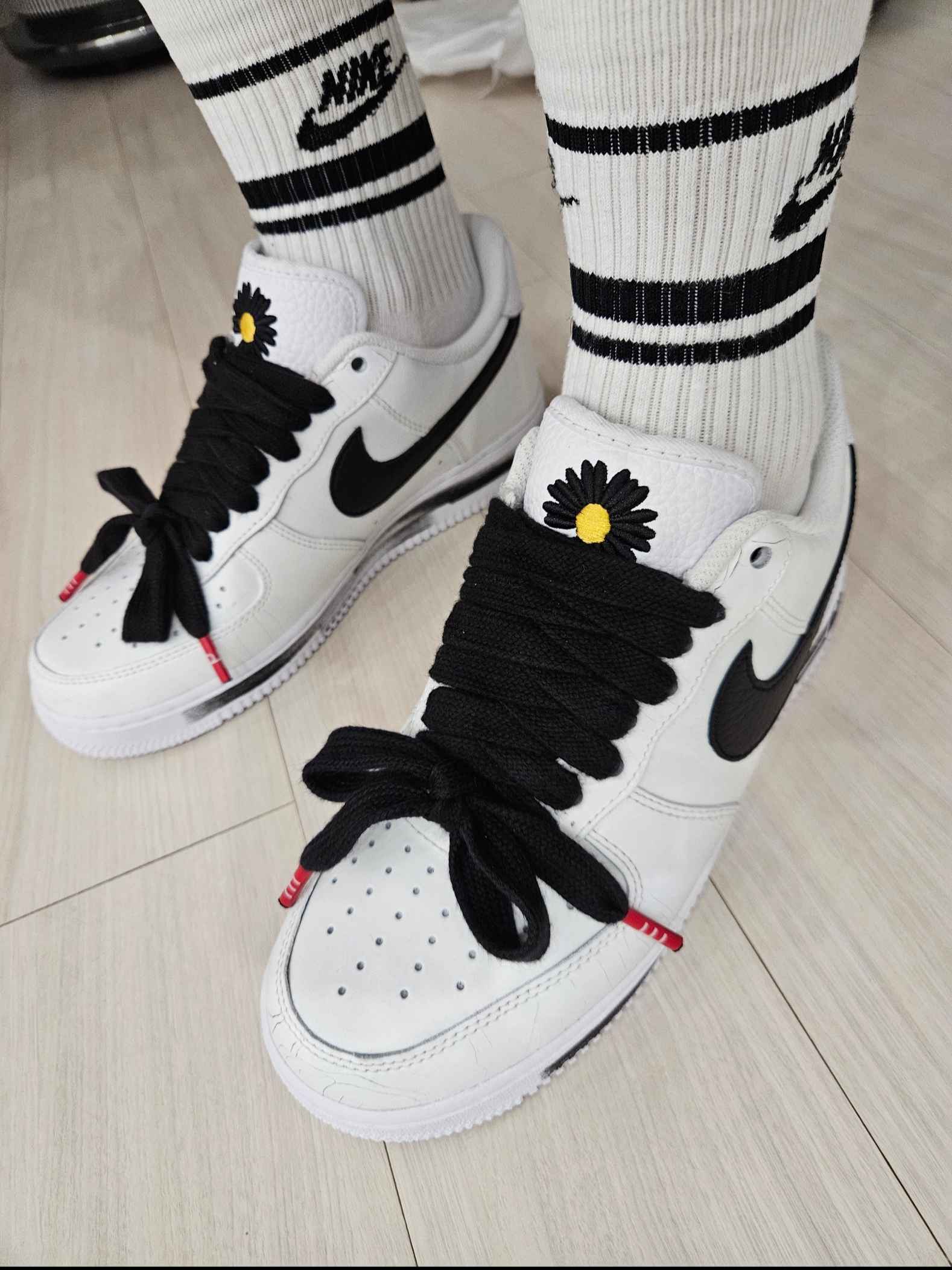 Nike x Peaceminusone Air Force 1 Low Para-Noise 2.0 착용 스타일