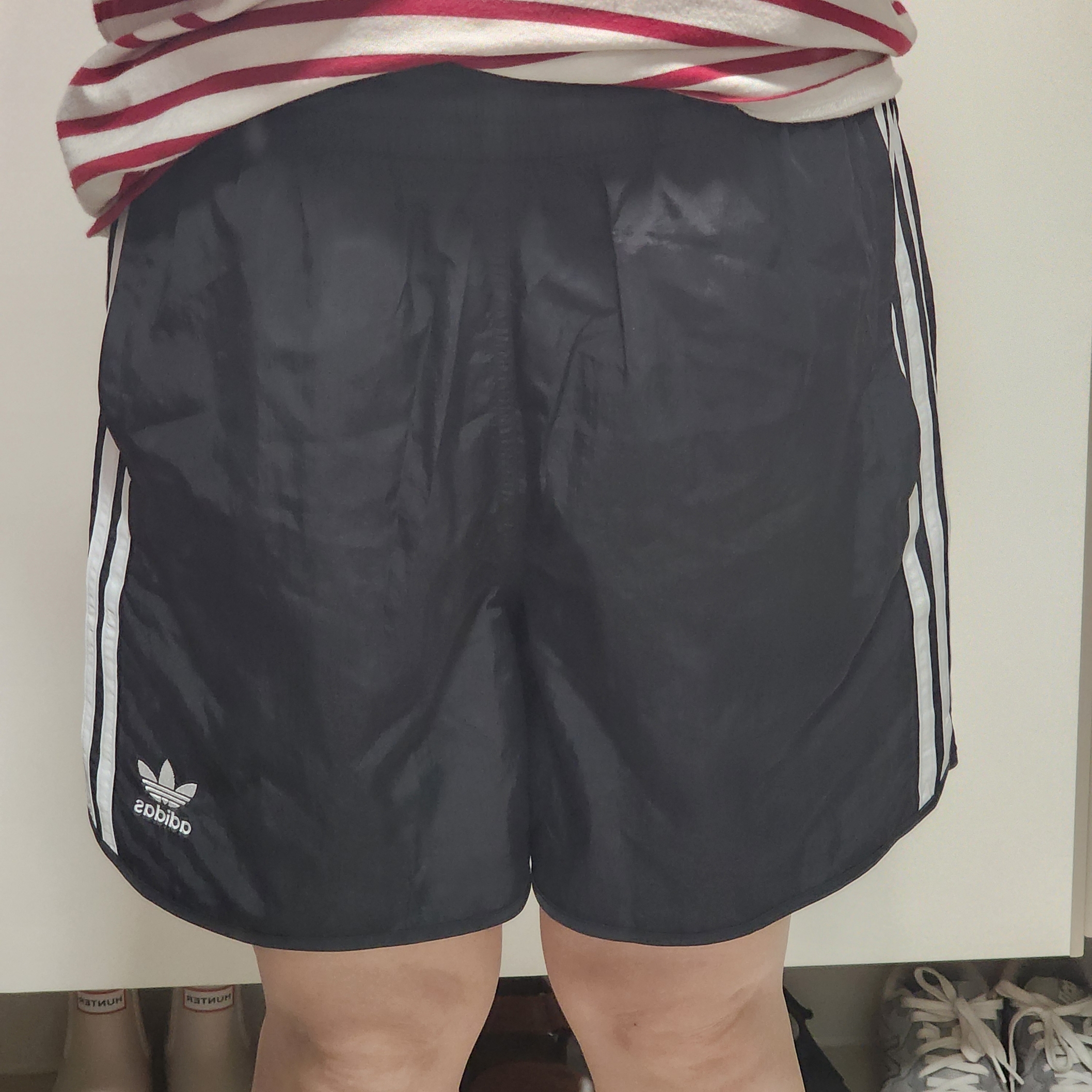Adidas Adicolor Classic Sprinter Shorts Black - KR Sizing 착용 스타일