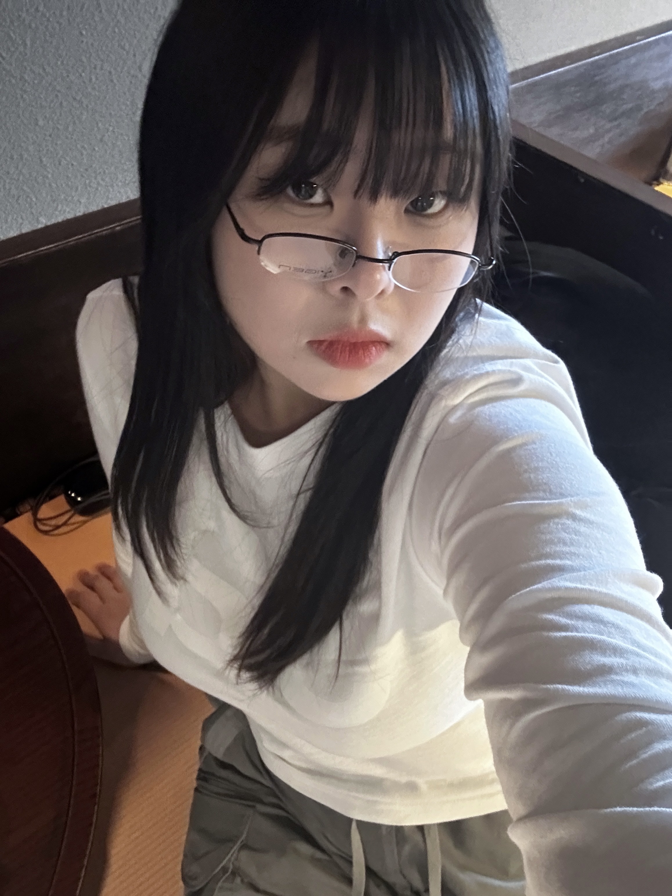[예약 배송][KREAM 단독] Safarispot 1/2 Basic Safari T-Shirt White 착용 스타일 - 1
