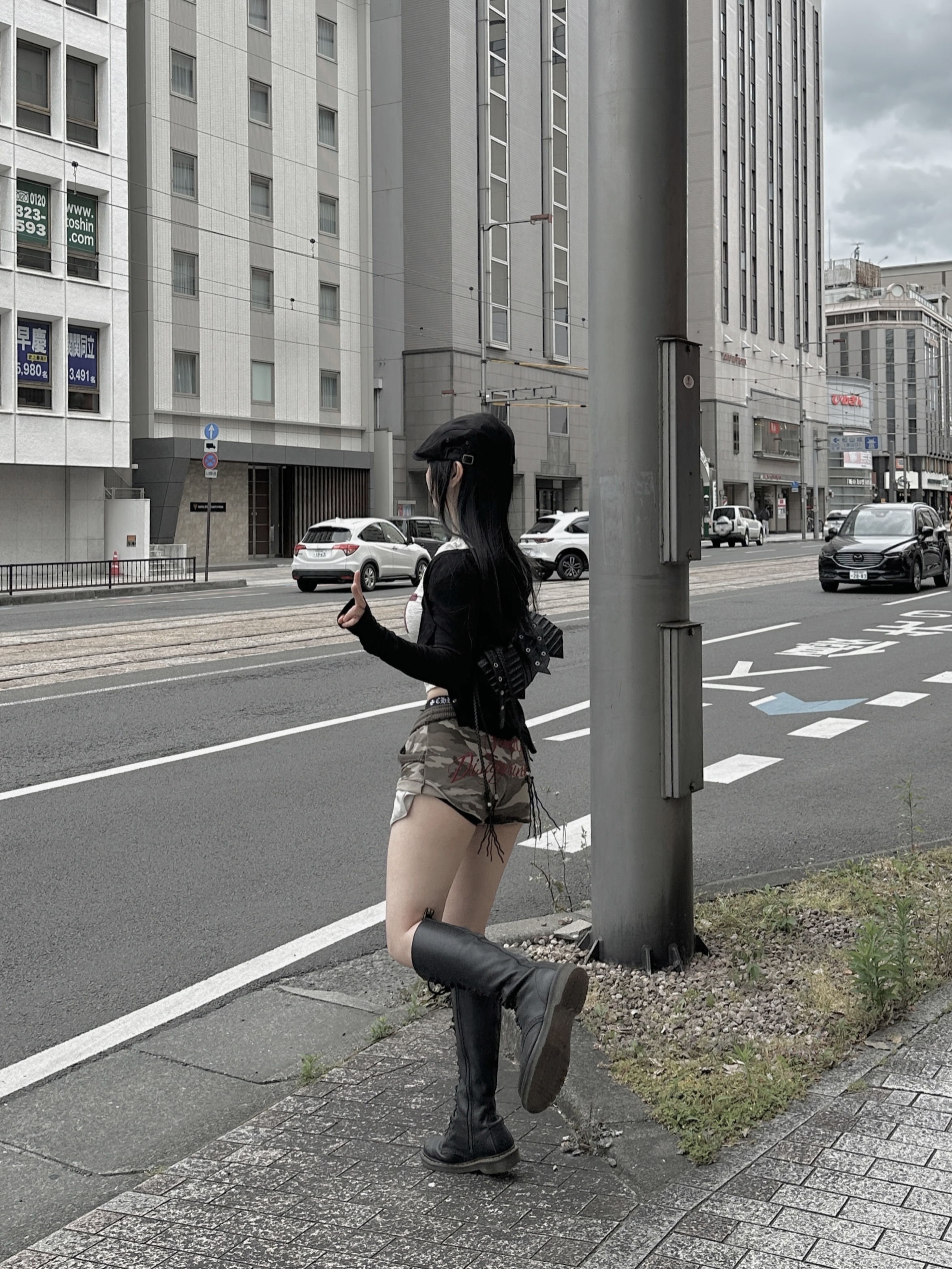 Chrome Hearts Boxer Brief Black, (W) Dr. Martens 1B60 Boots Black 착용 스타일 - 4