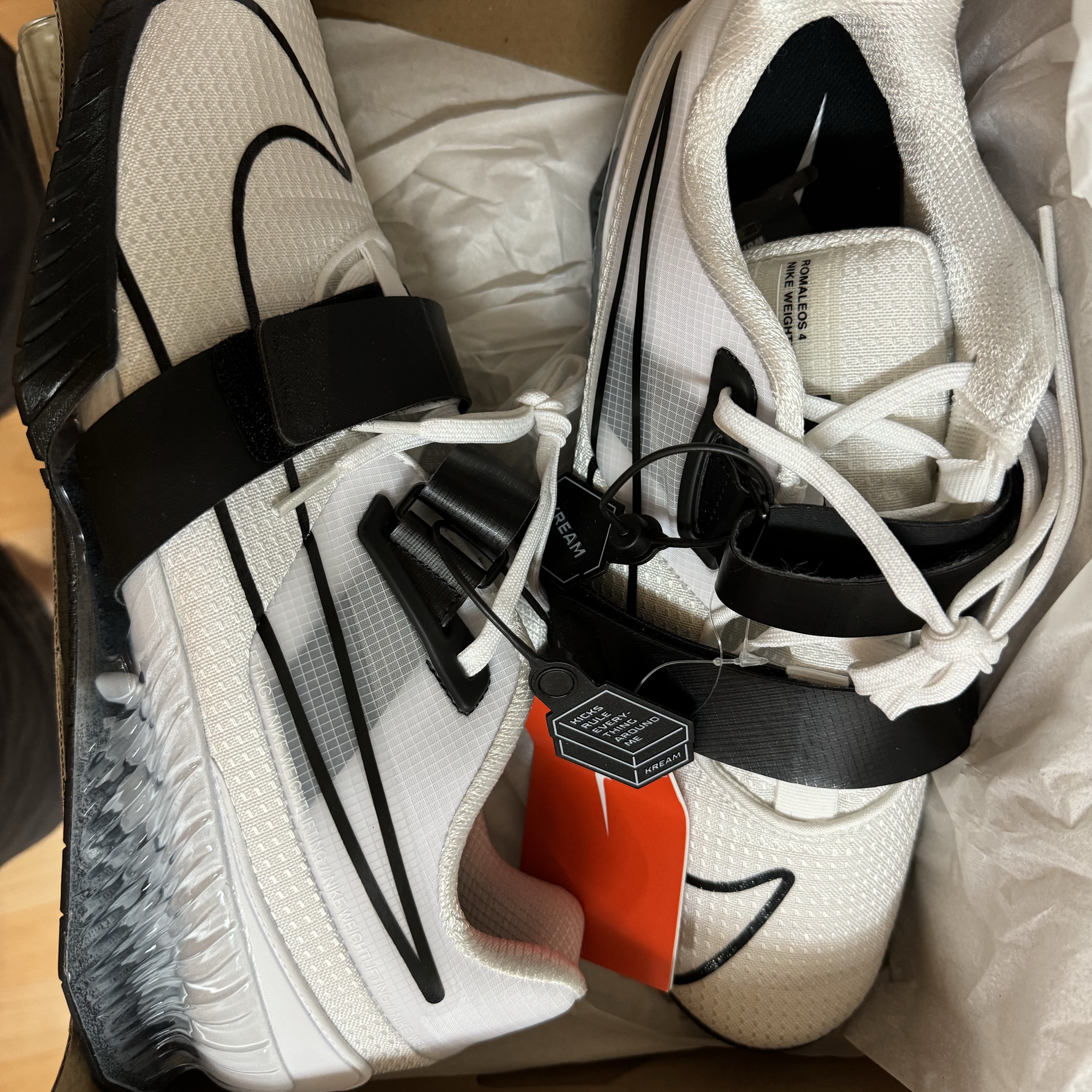 Nike Romaleos 4 White 착용 스타일