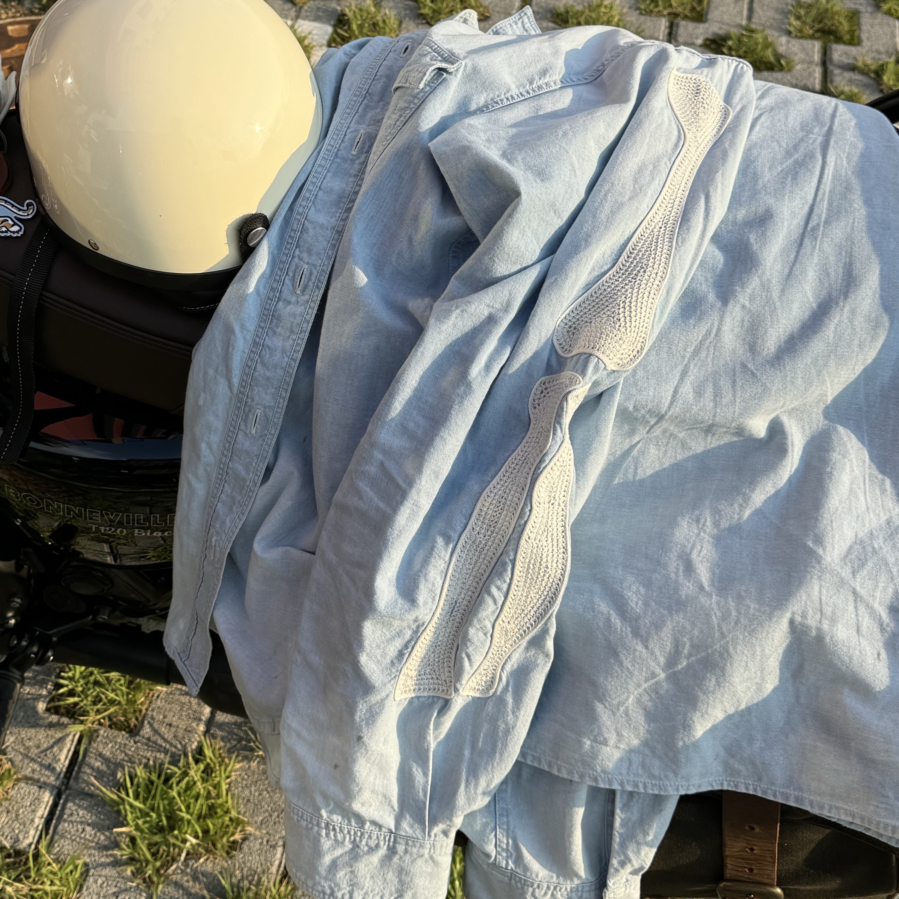 Kapital Chambray Work Shirt Bone Embroidery Saxophone 착용 스타일