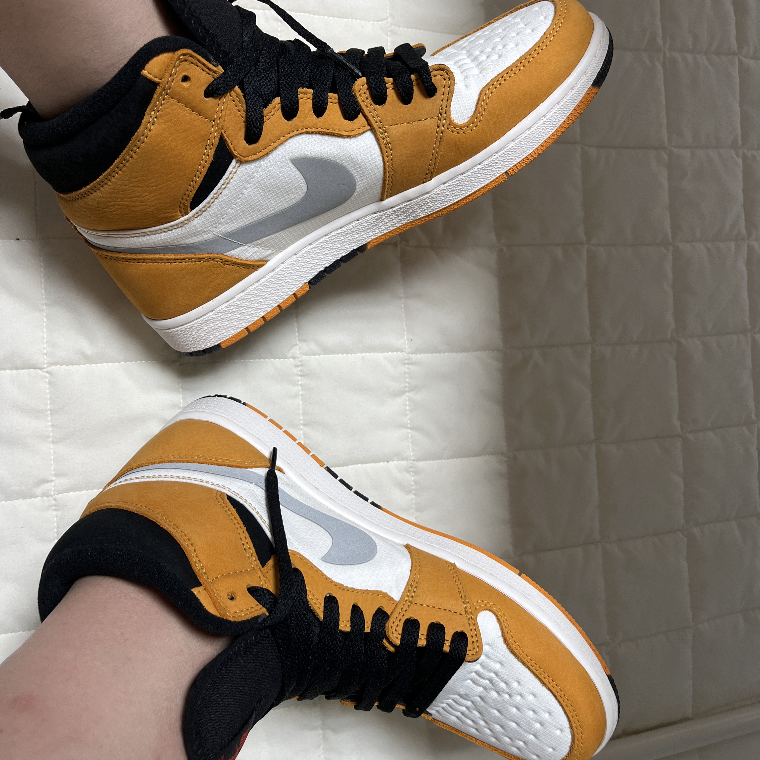 Jordan 1 Element Gore-Tex Light Curry 착용 스타일
