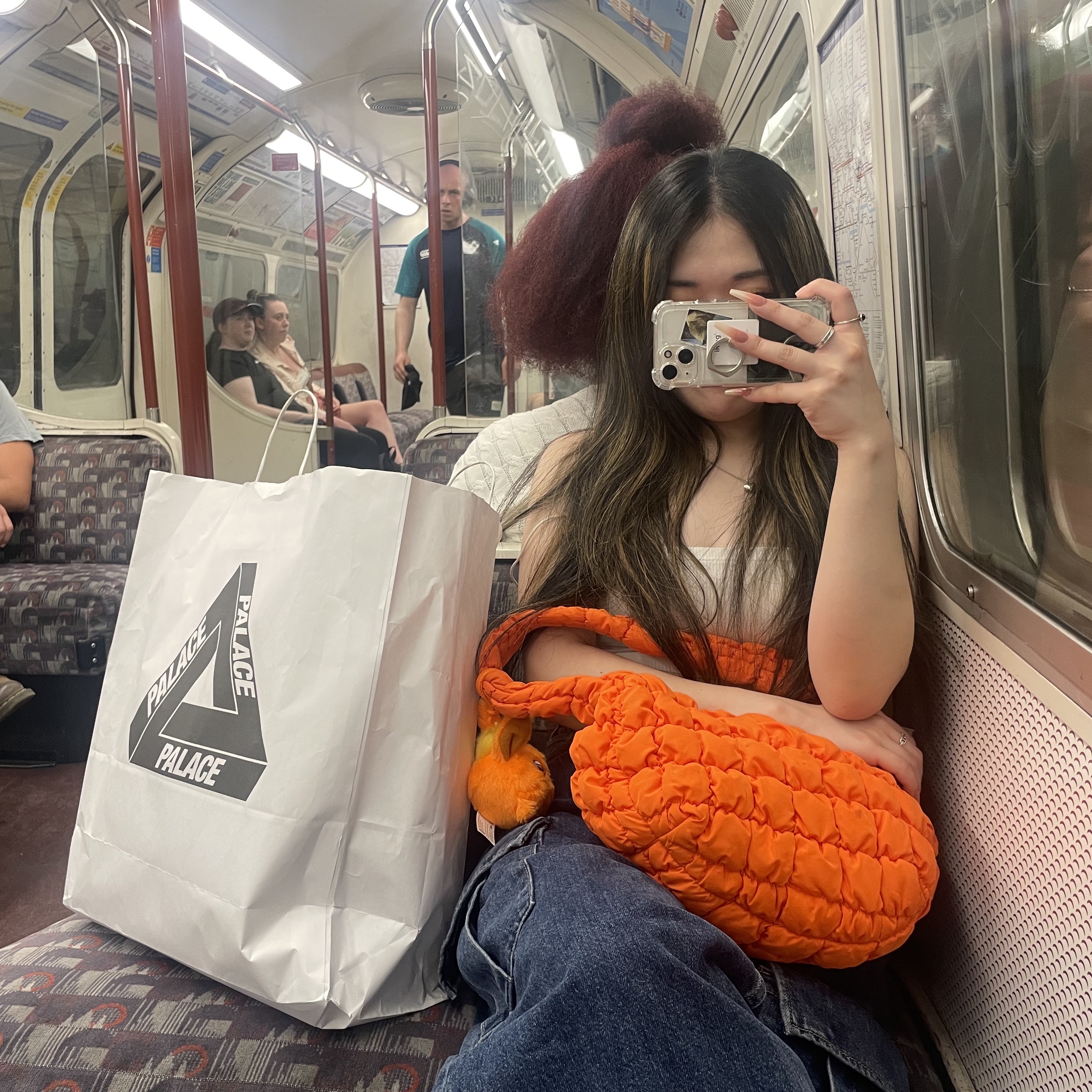 COS Quilted Mini Bag Orange 착용 스타일