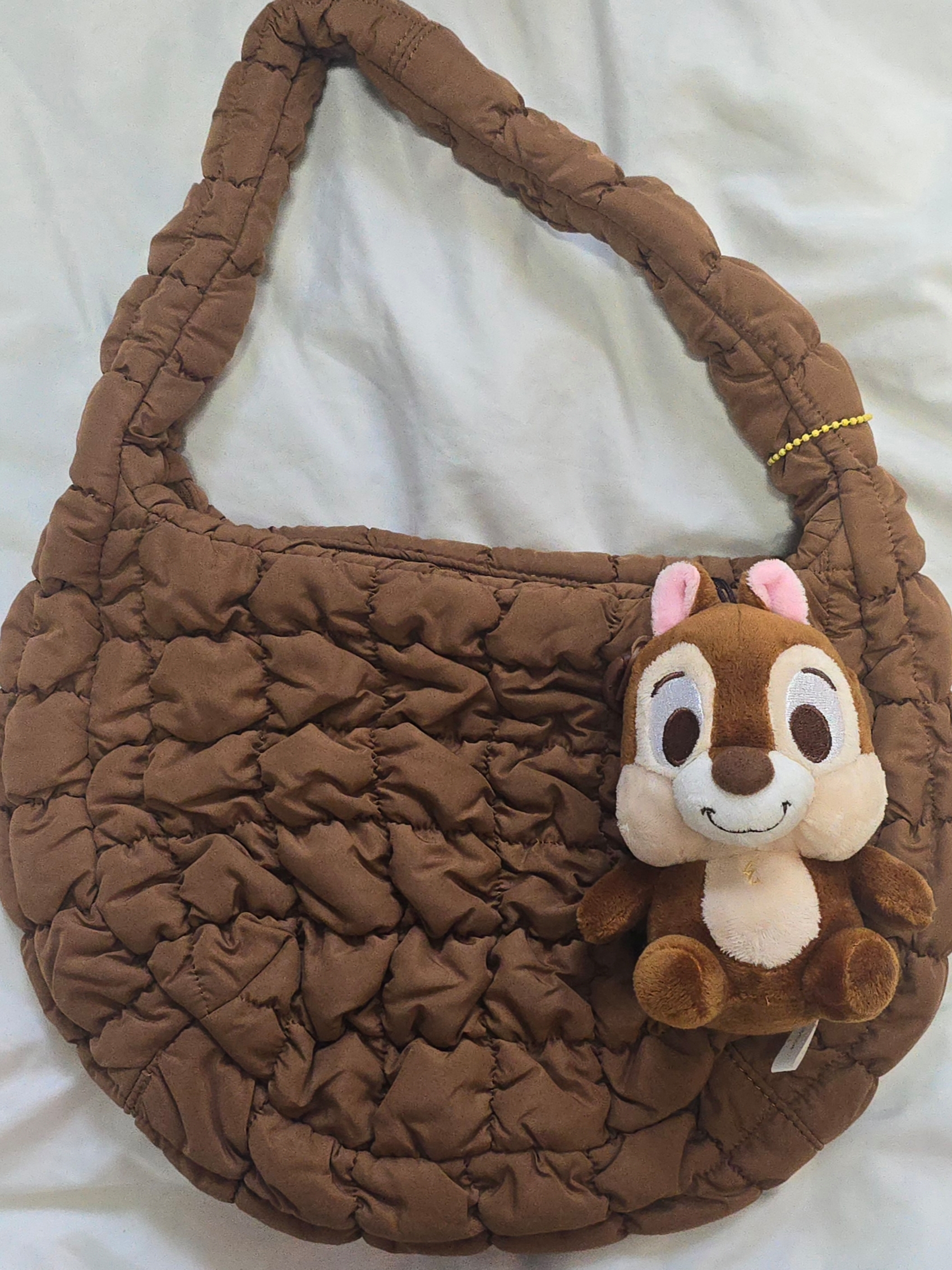COS Quilted Mini Bag Brown 착용 스타일 - 1